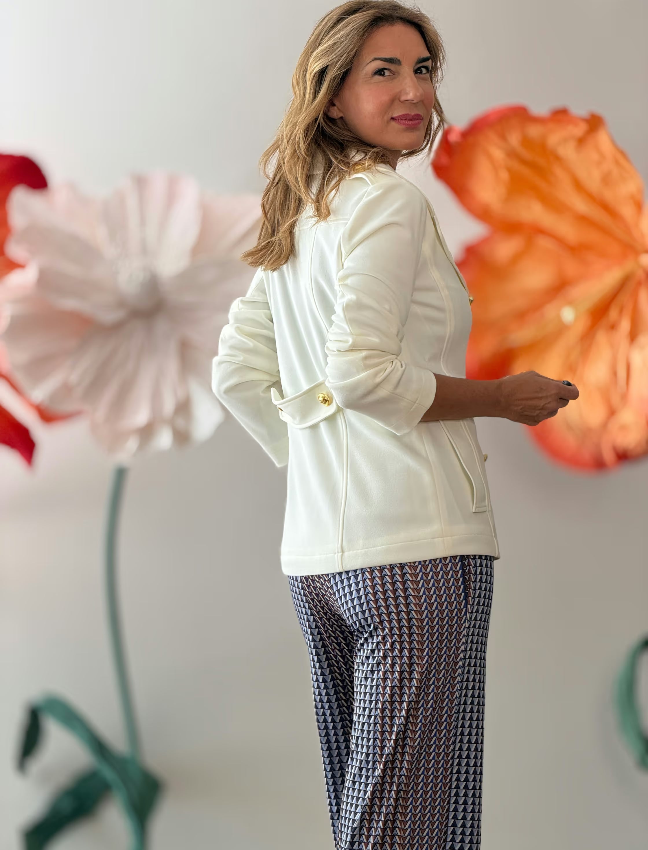 Chaqueta cruzada punto chic blanca