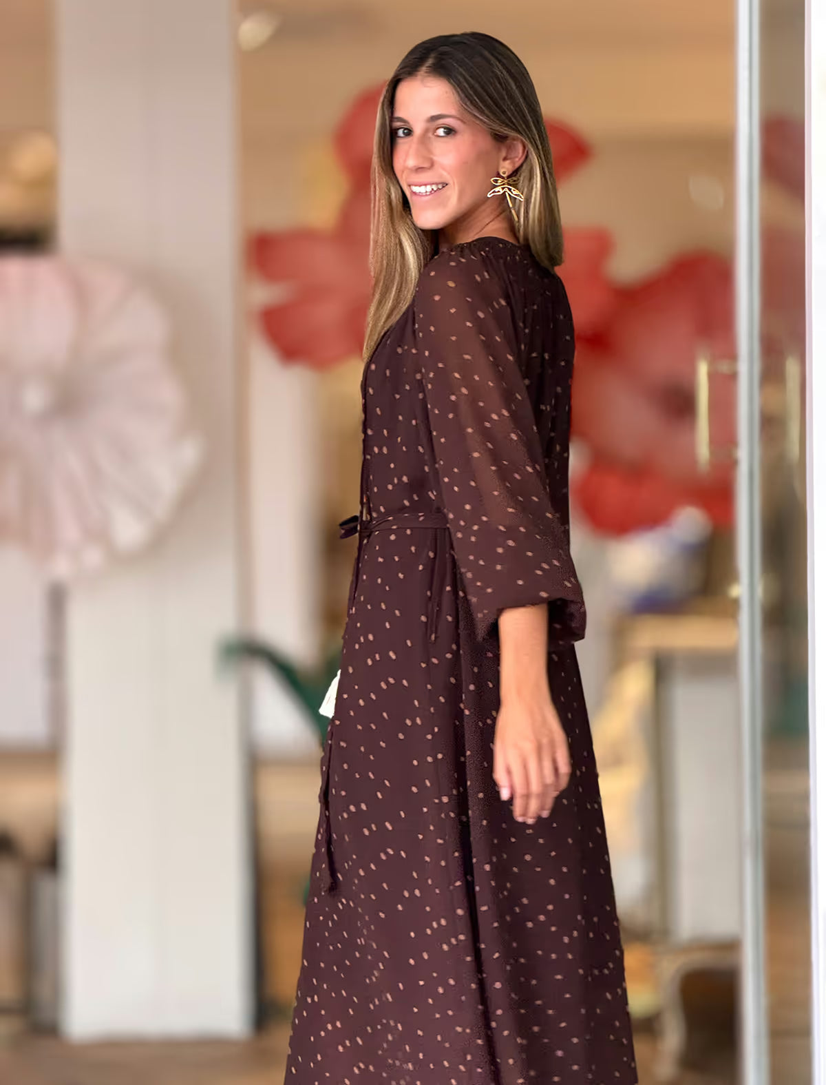 Vestido marrón de lunares chic