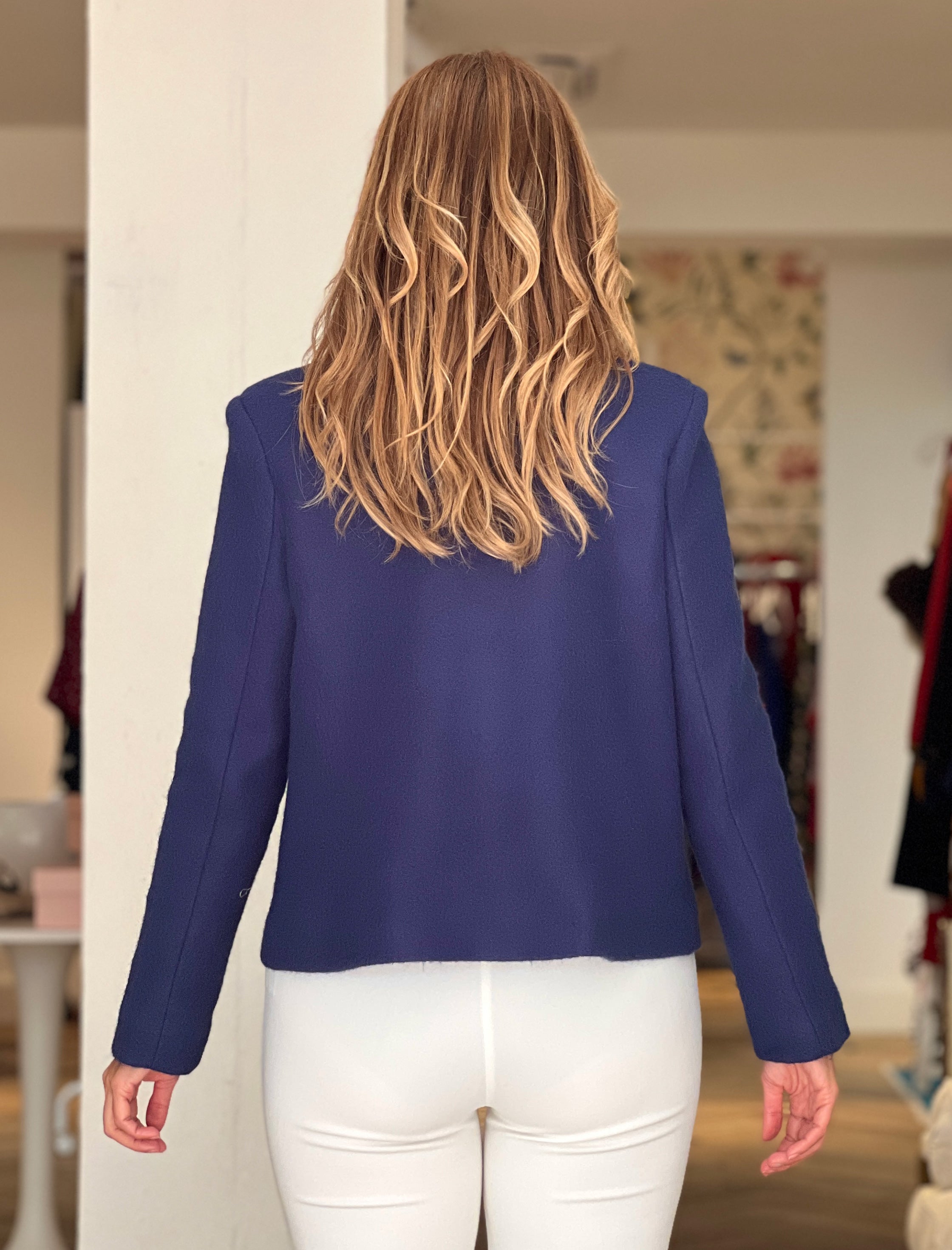 Chaqueta supersuave de botones azulón
