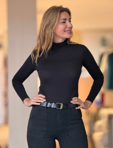 BLACK SOFT VISCOSE T-SHIRT