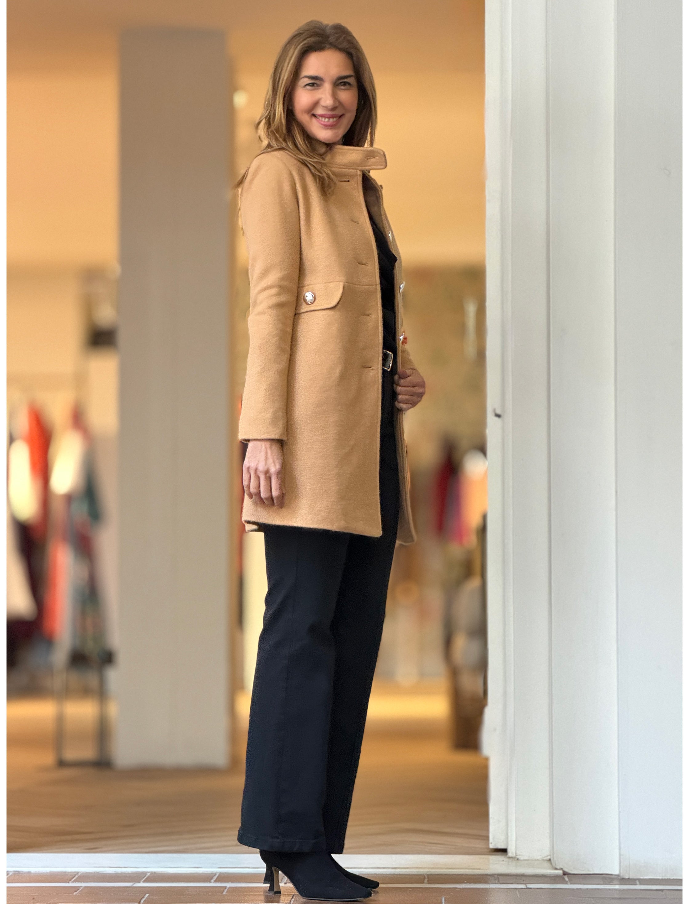 Abrigo ideal superfavorecedor camel