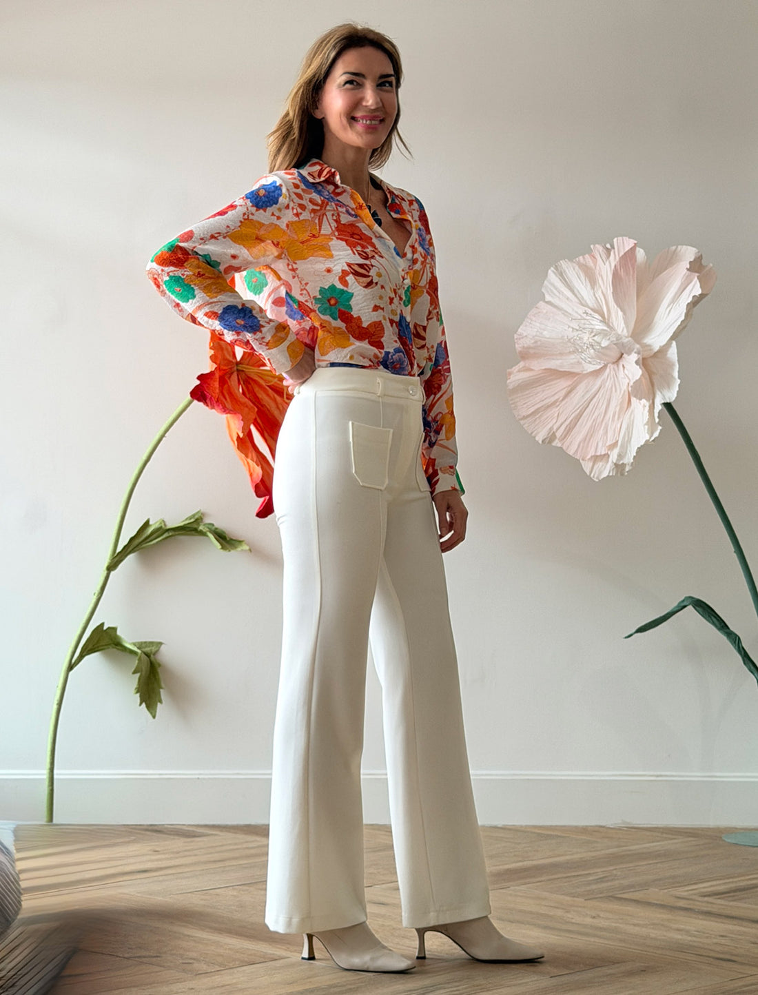 IDEAL PANTS WITH WHITE POCKETS