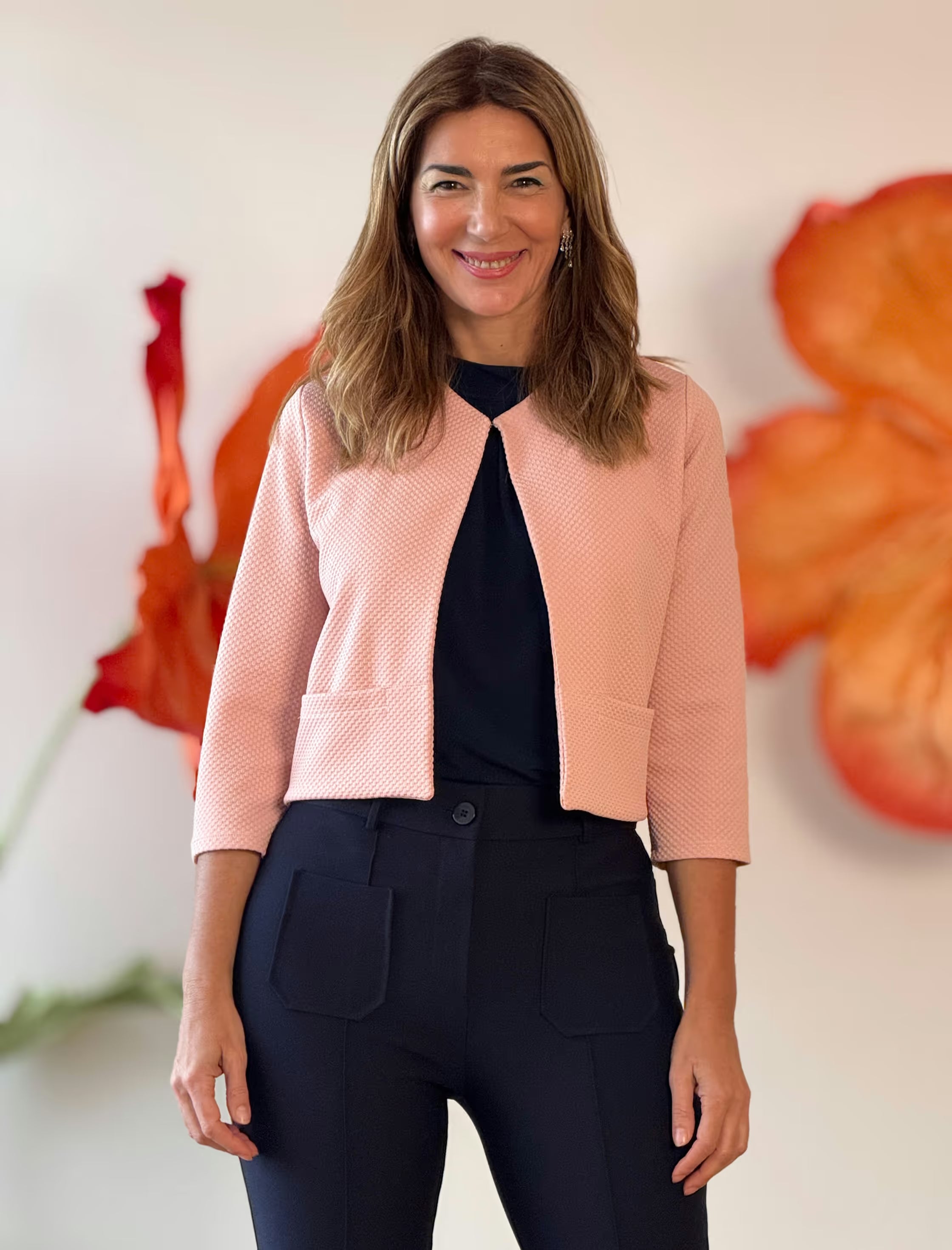 Chaqueta rosa corta piqué chic