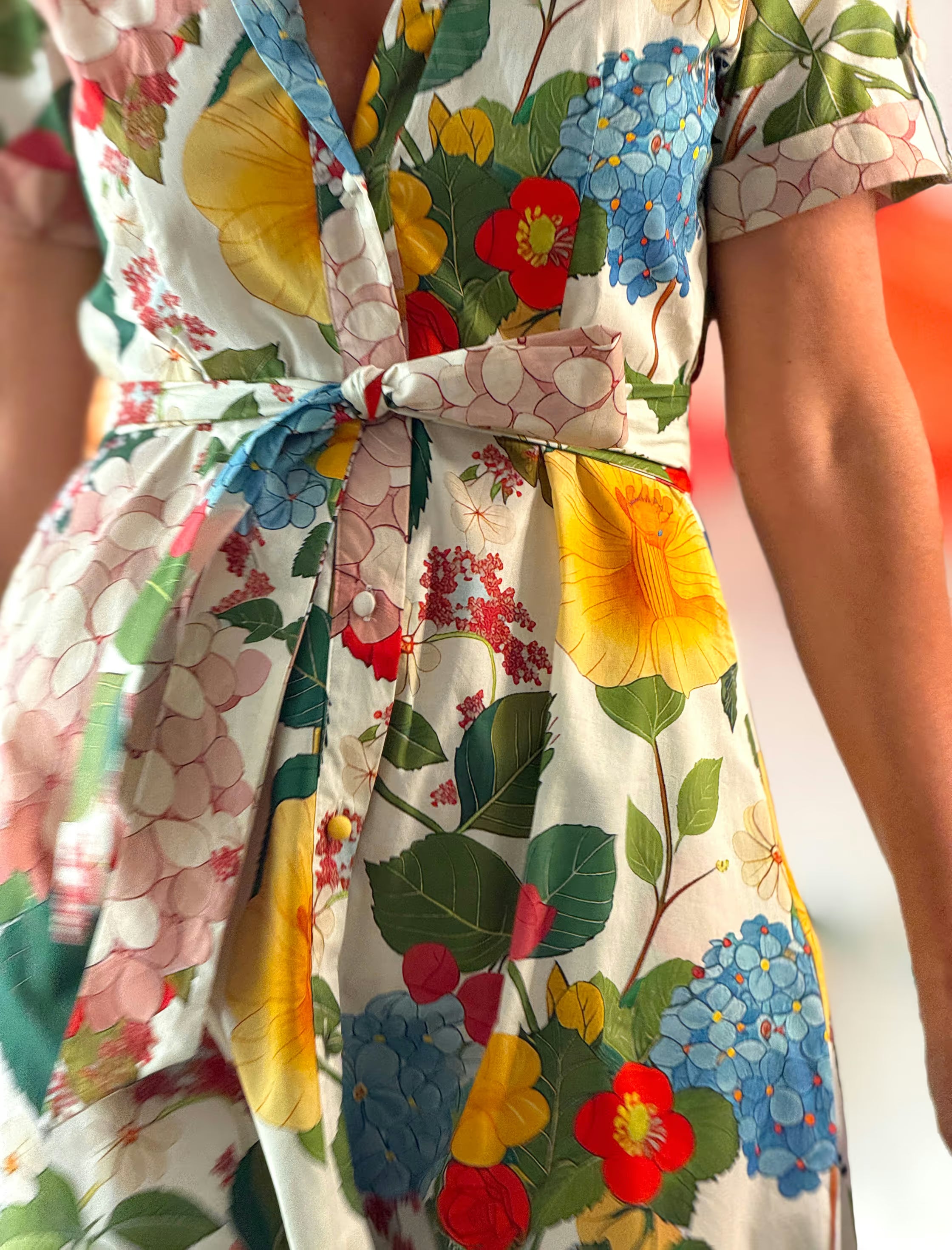 Vestido camisero de flores precioso