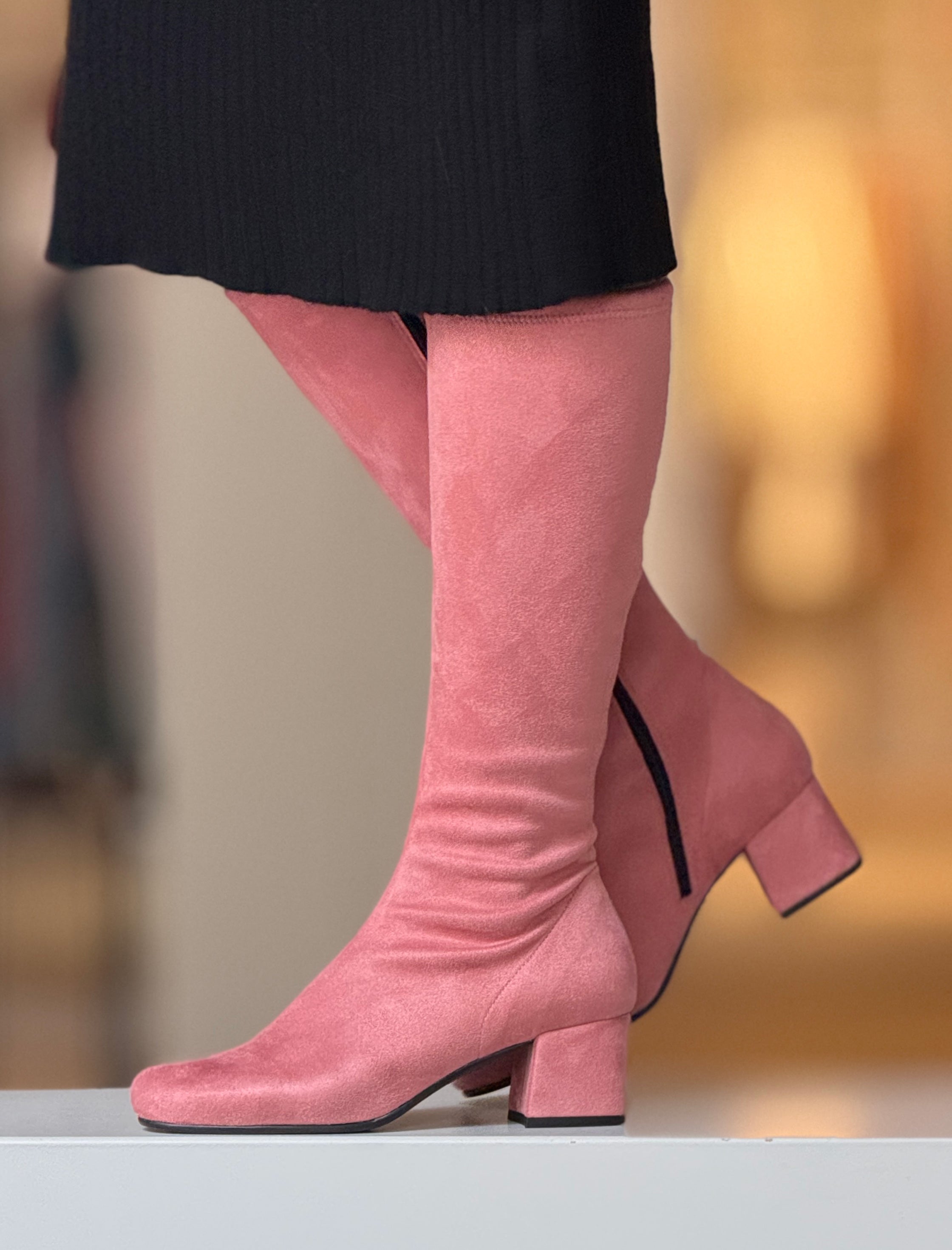 Bota Alicia nude