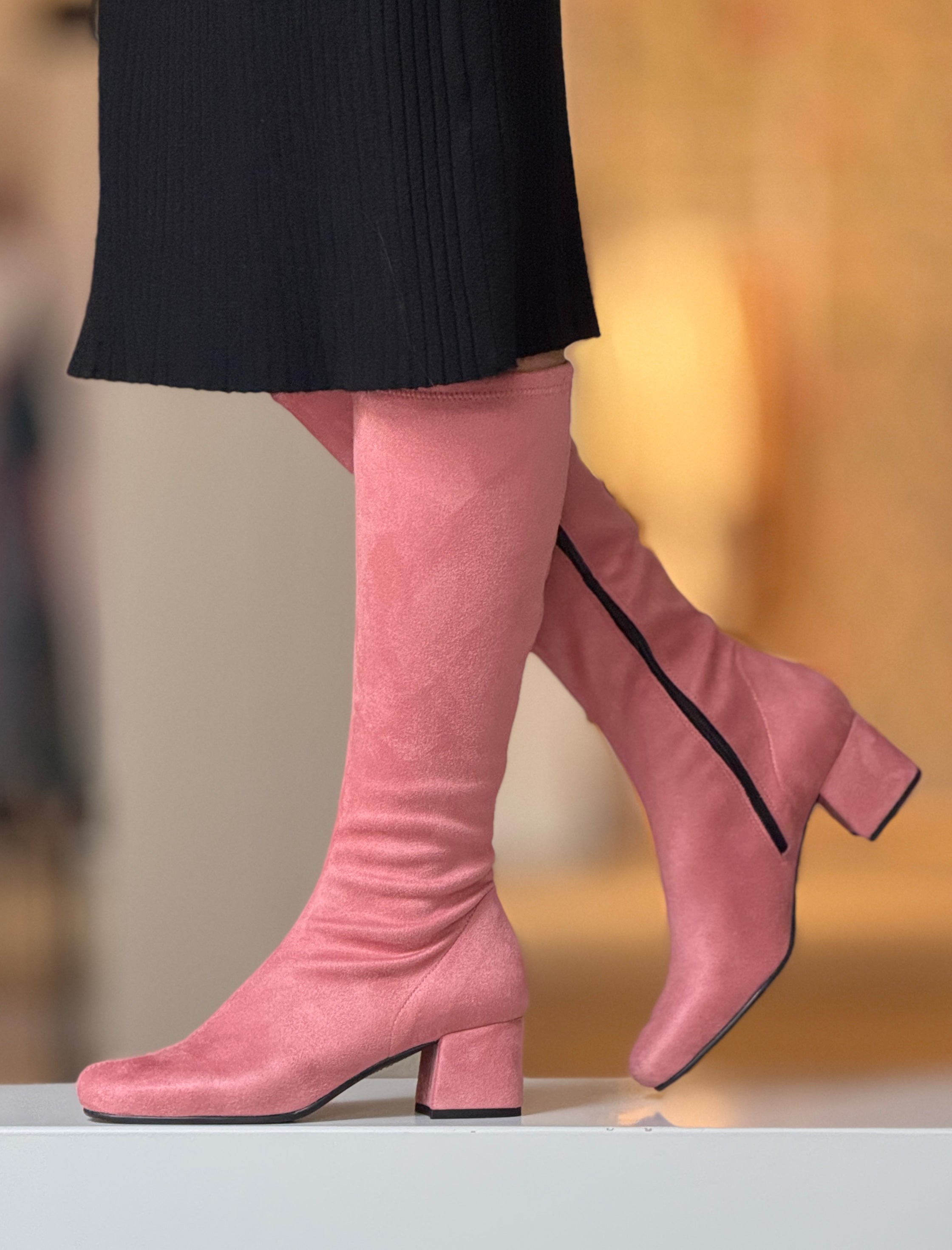 Bota Alicia nude