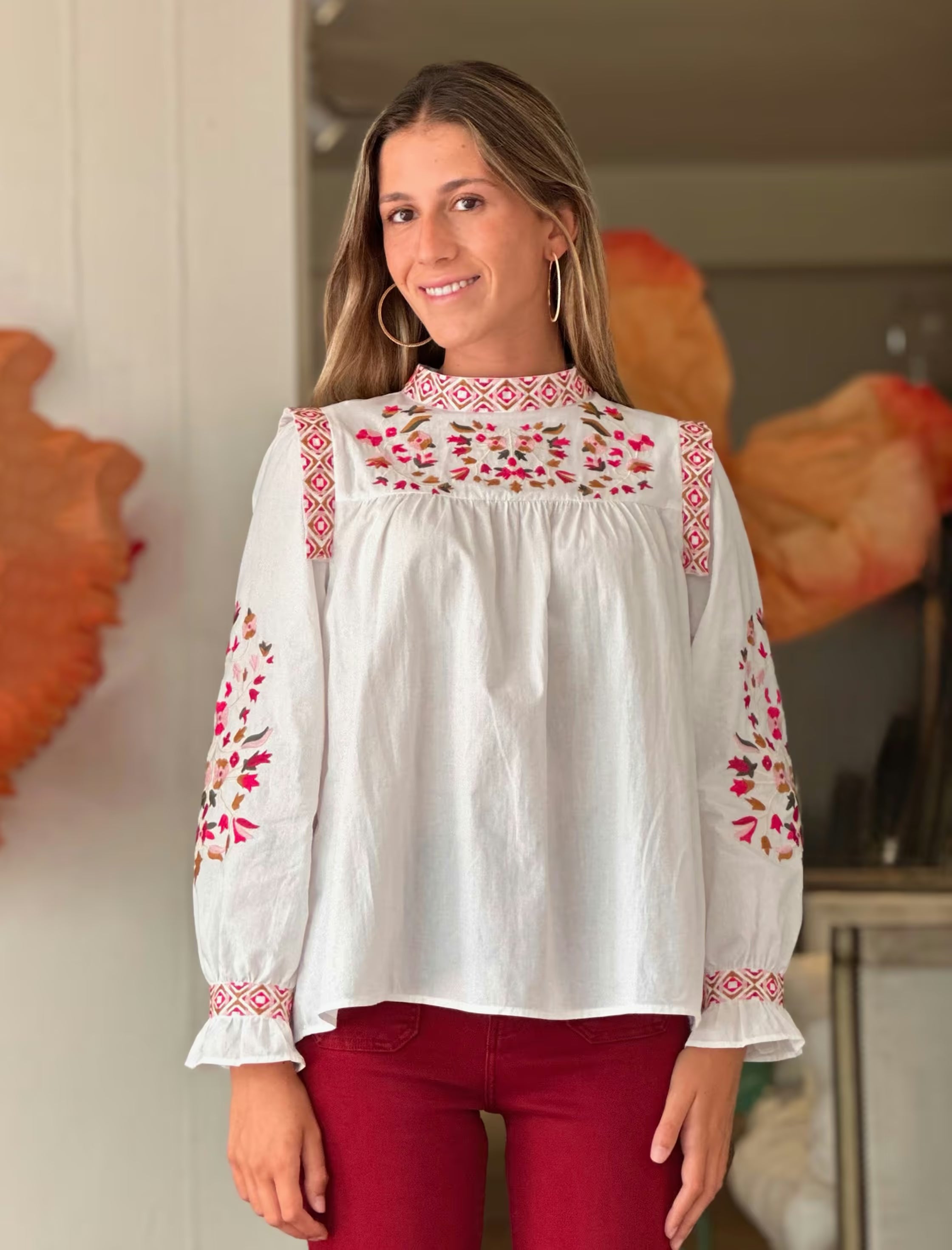 Blusa bordada flores Jimena