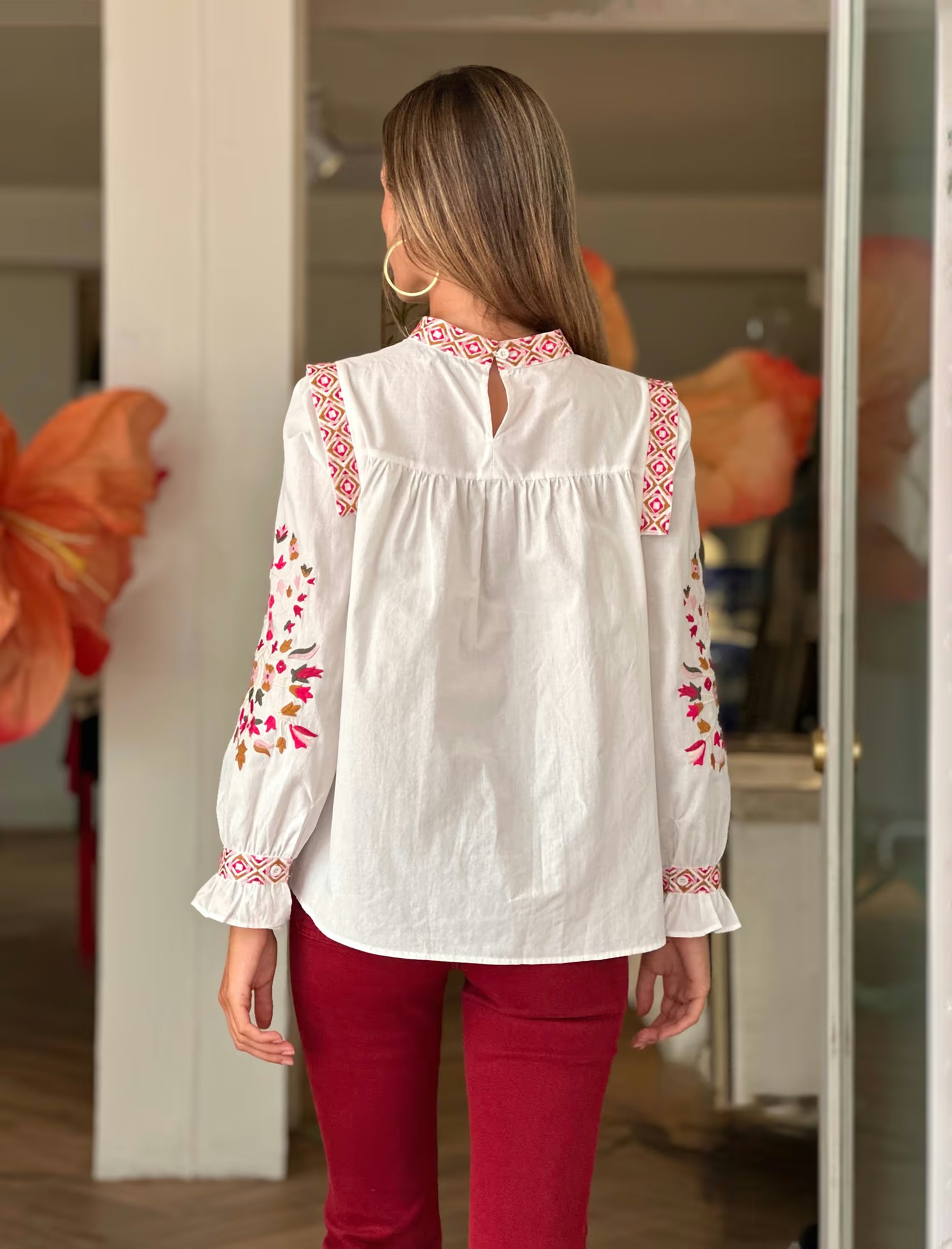 Blusa bordada flores Jimena