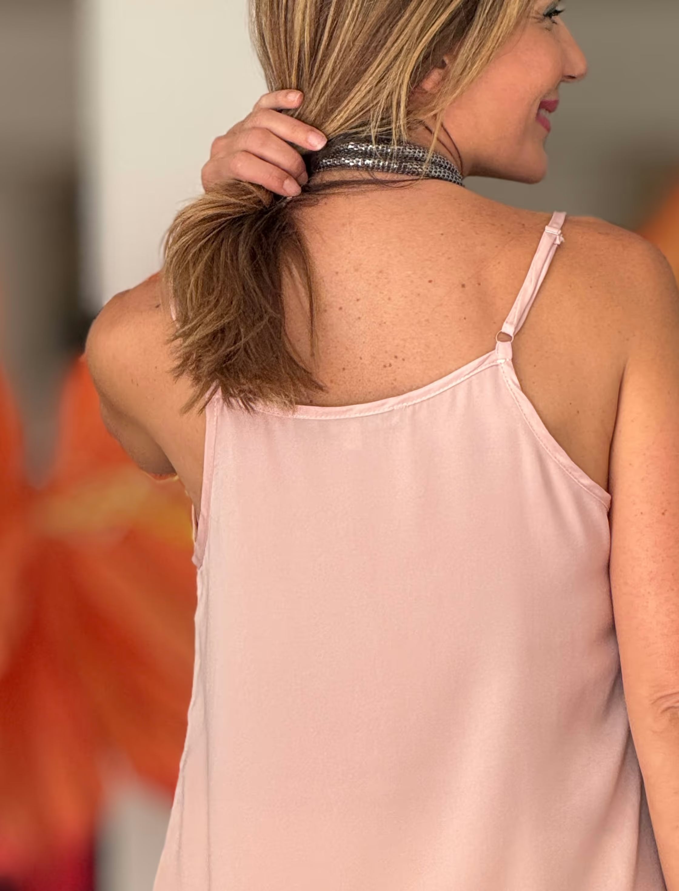 Top lencero bordado nude