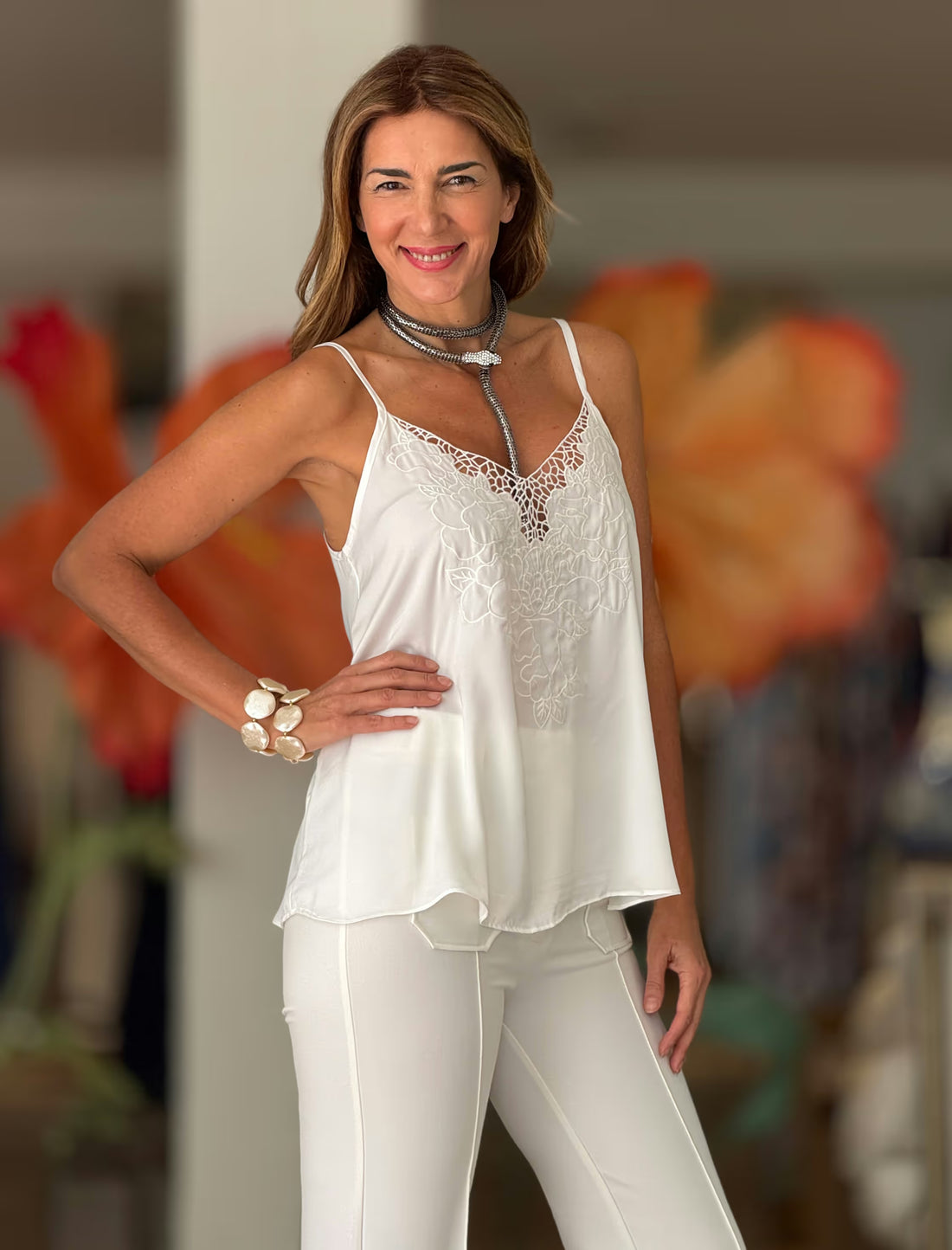 Top lencero bordado blanco