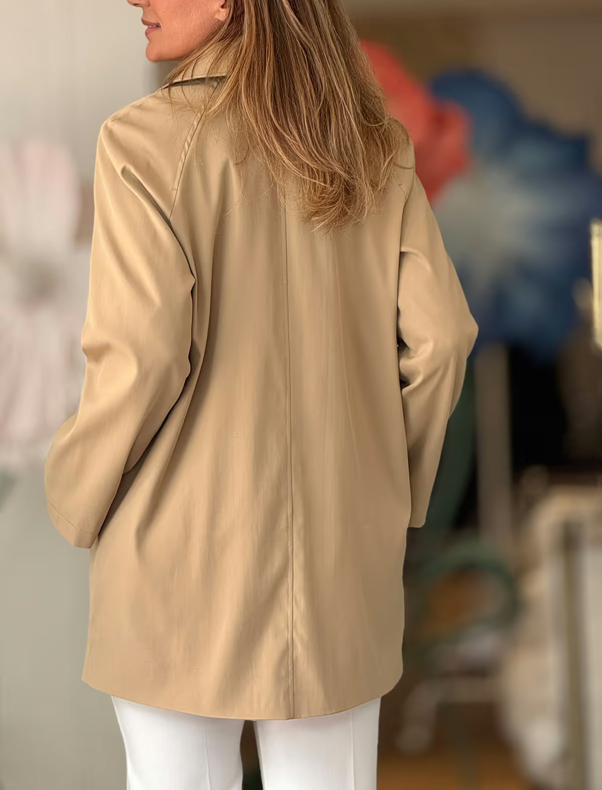 Gabardina muy chic bonita