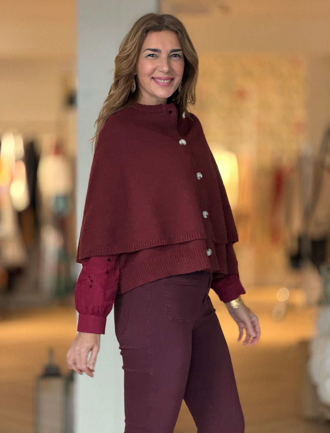 Capa de punto superchic burdeos