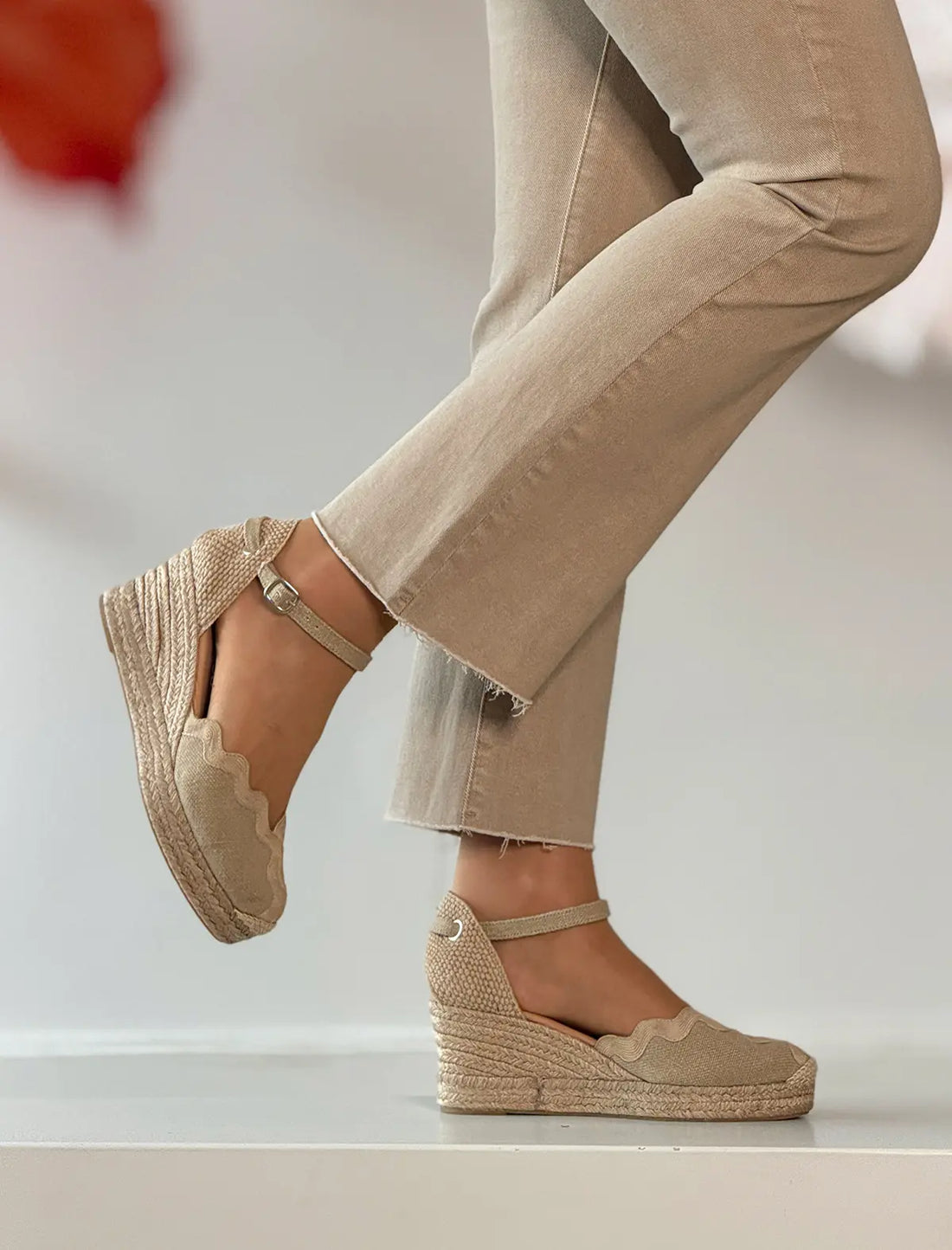 Alpargata de cuña natural blonda chic