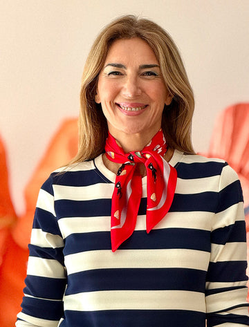 I love the silk scarf!!!