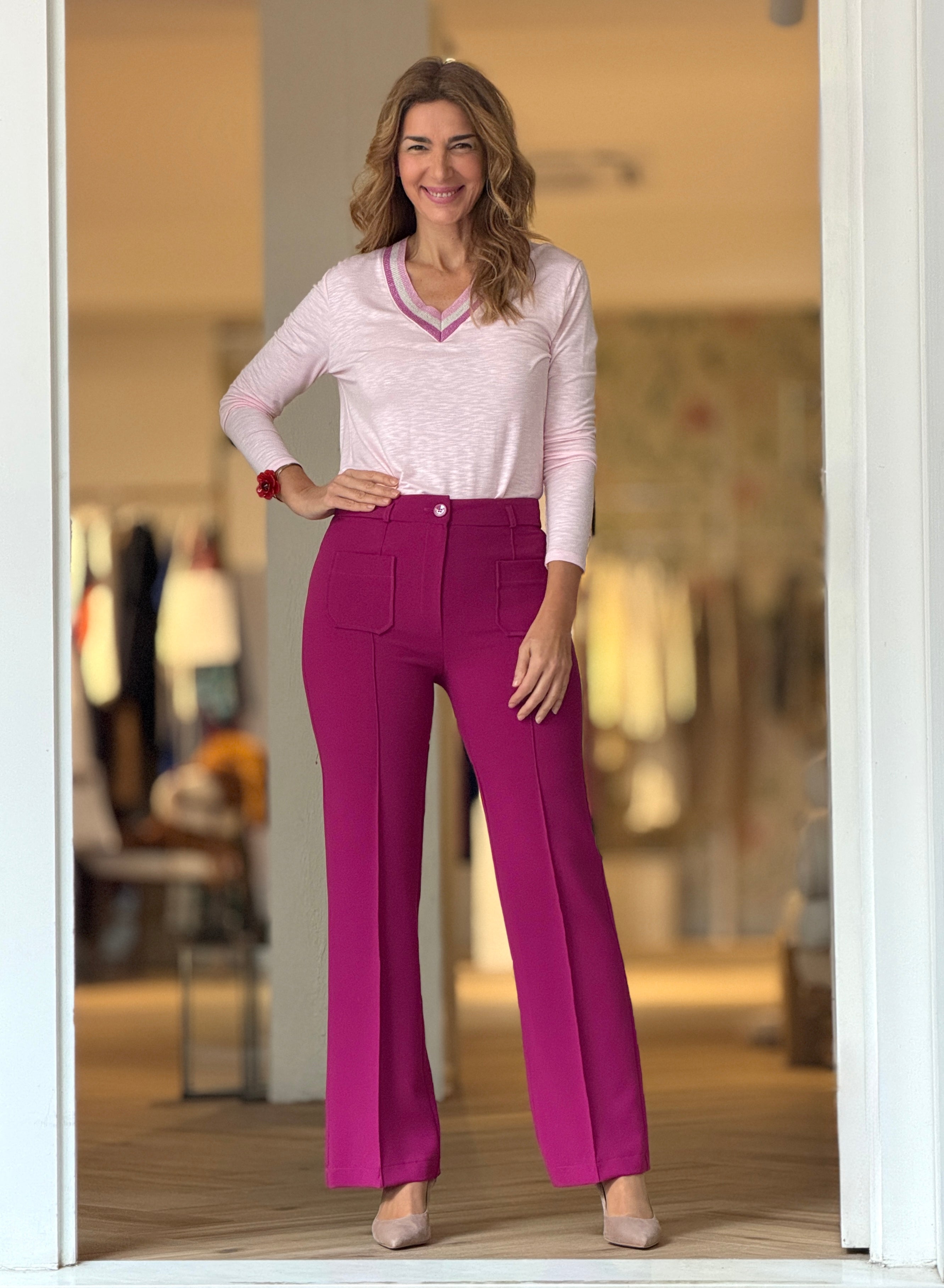 Camiseta rosa cuello pico chic