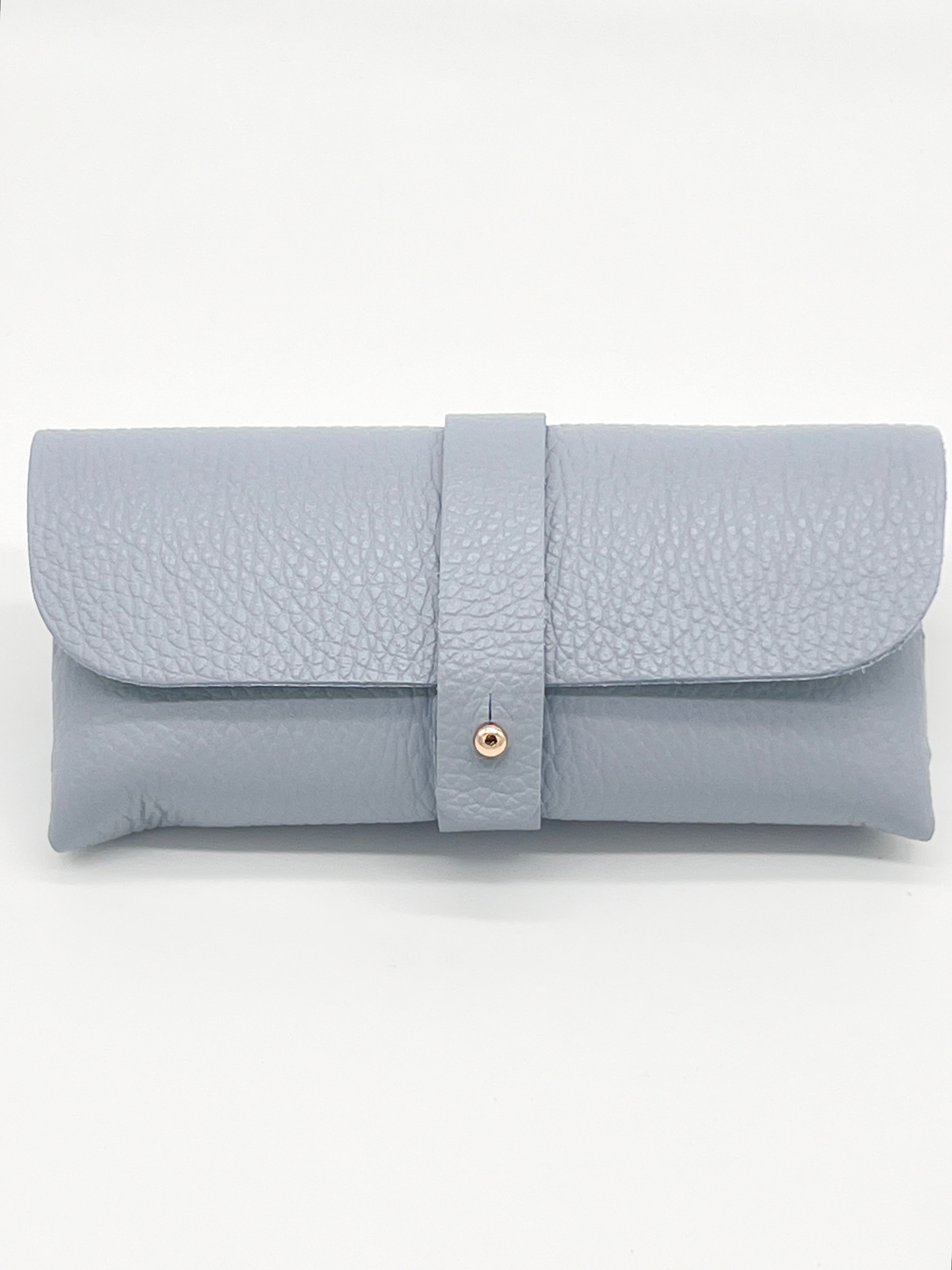 Funda de gafas de piel celeste