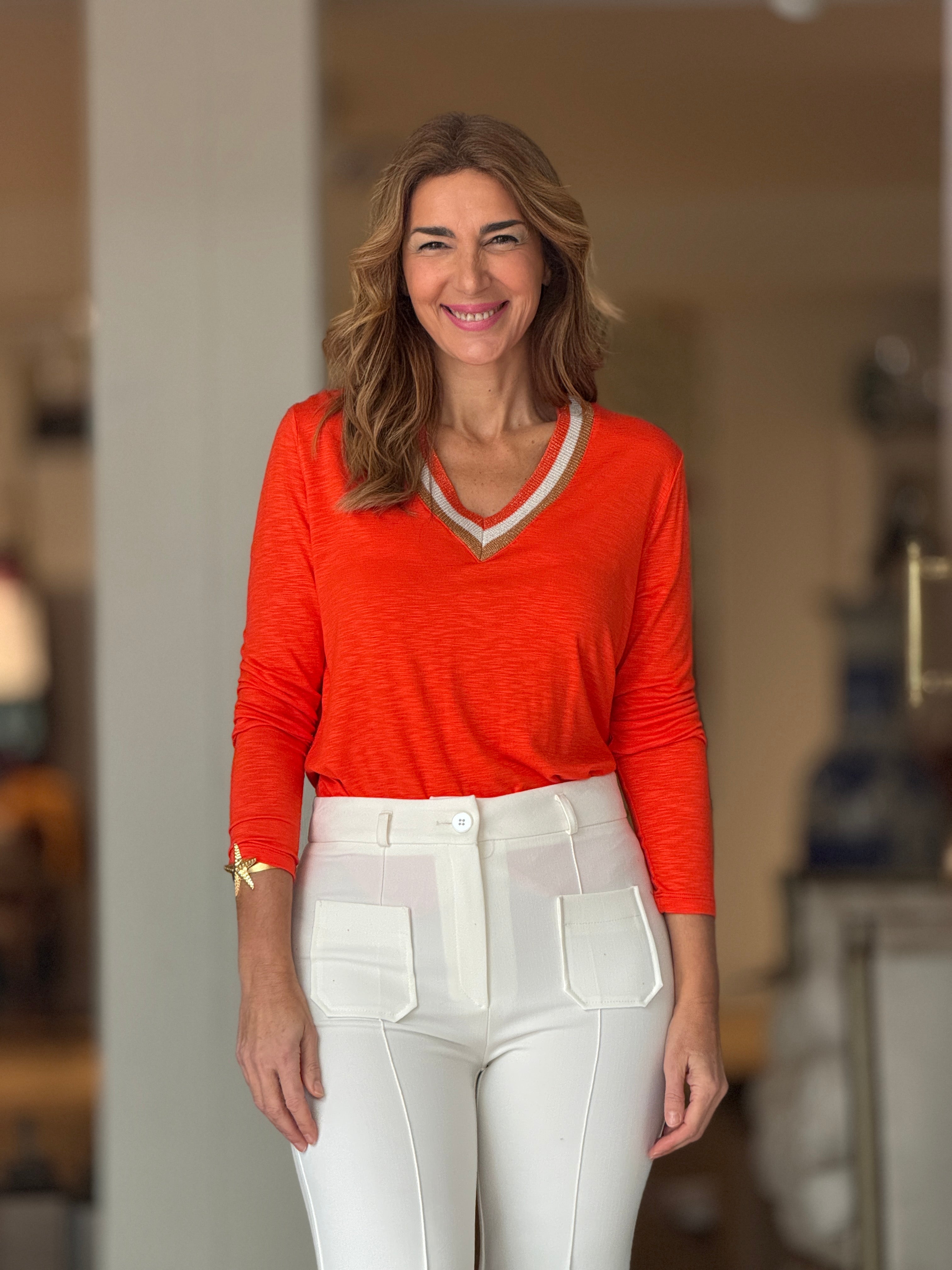 Camiseta coral cuello pico chic