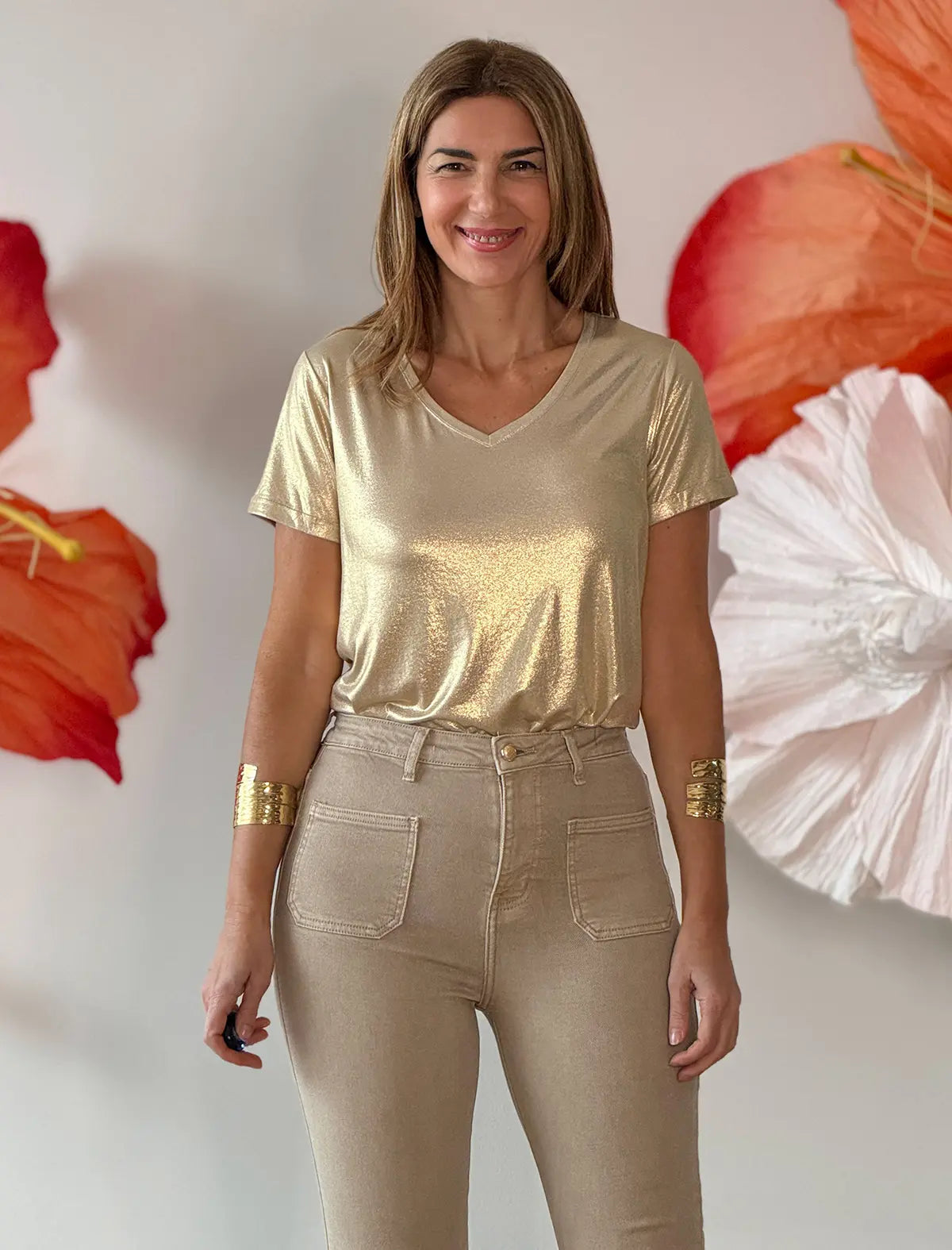 Camiseta de pico vestida beige