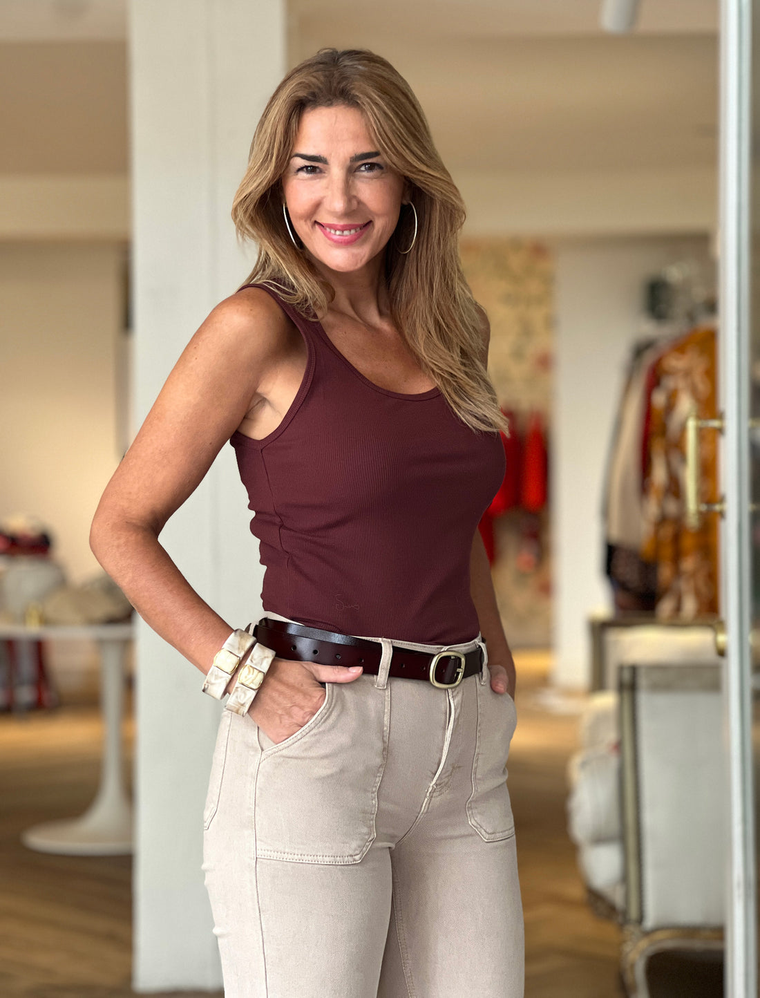 Camiseta básica burdeos