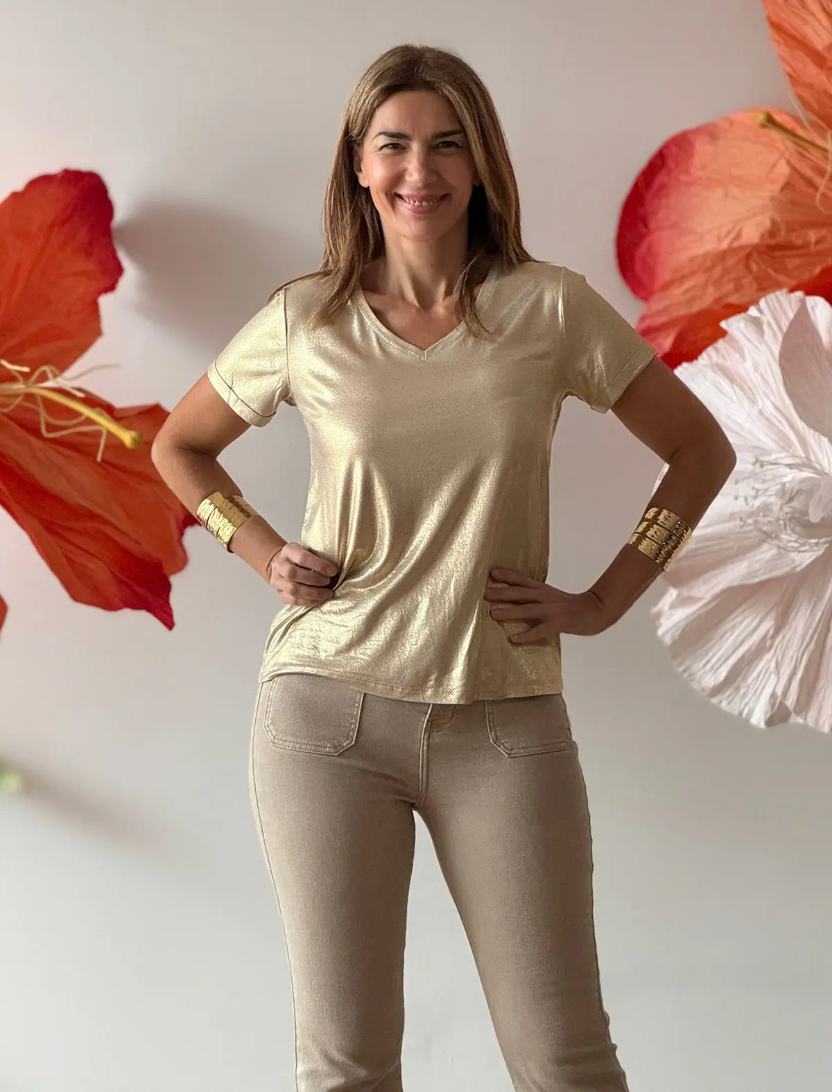 Camiseta de pico vestida beige