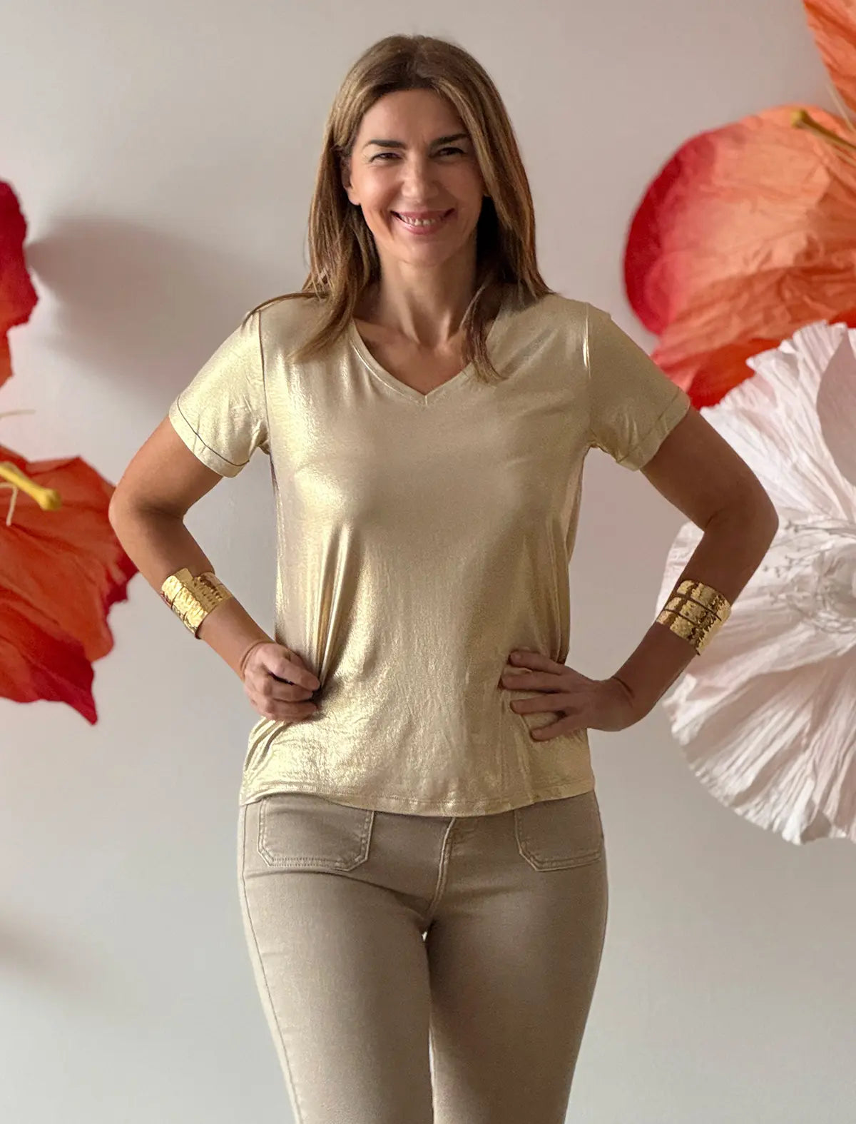 Camiseta de pico vestida beige