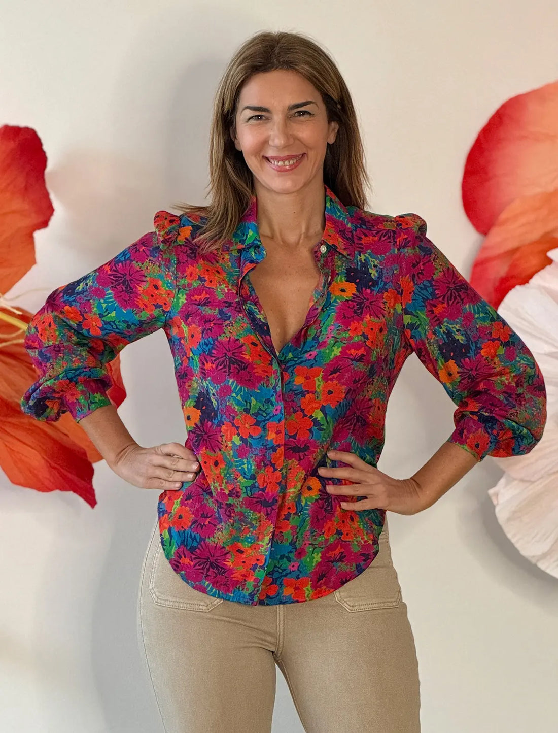 Camisa de flores fluida