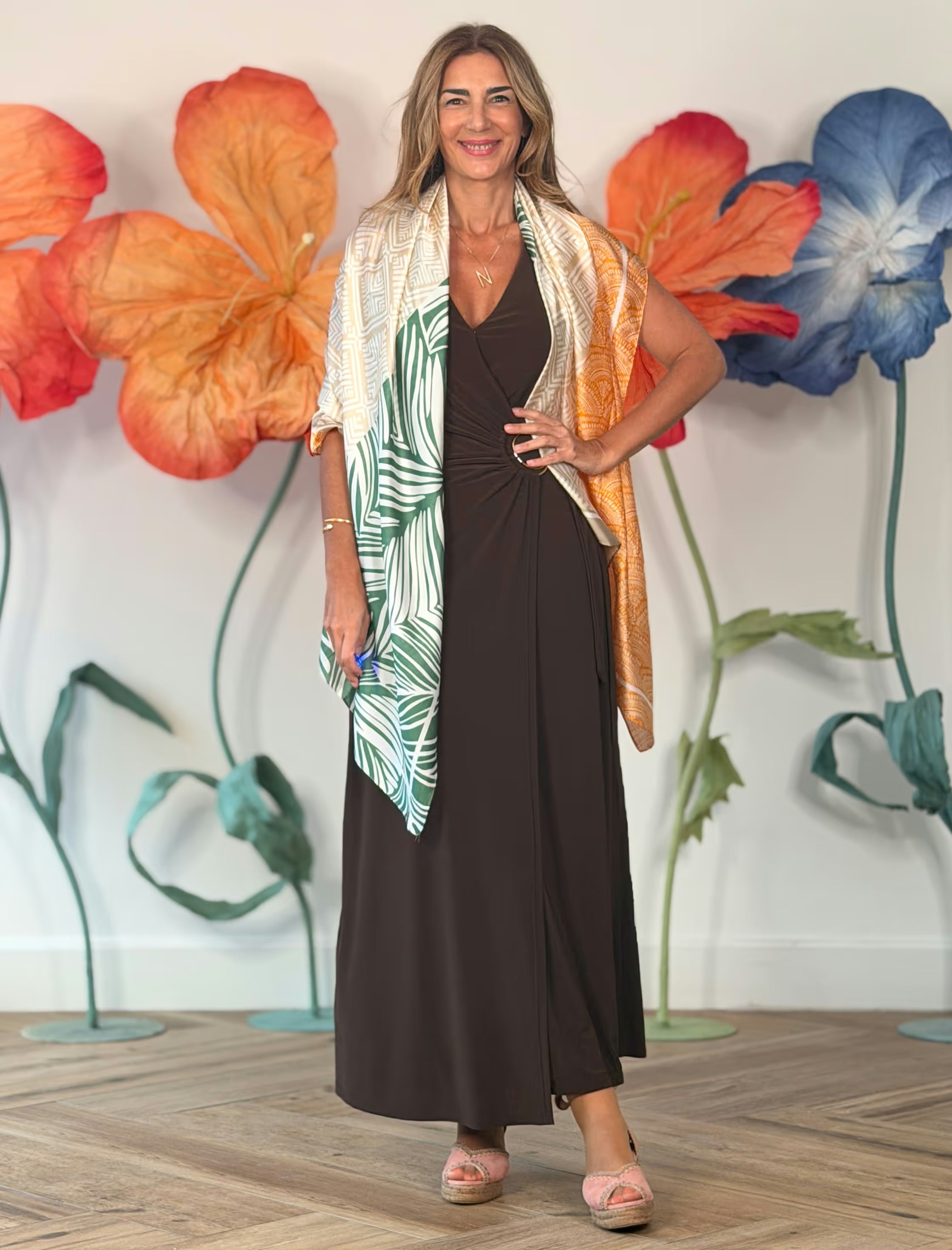 Vestido marrón cruzado Aro chic