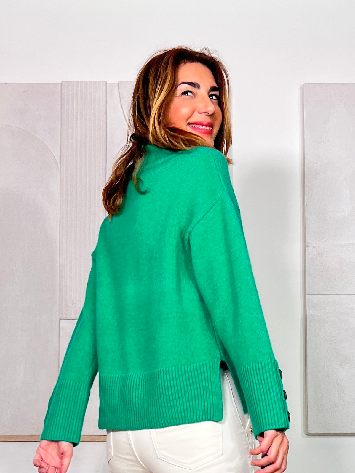 SOFT GREEN BUTTON SWEATER