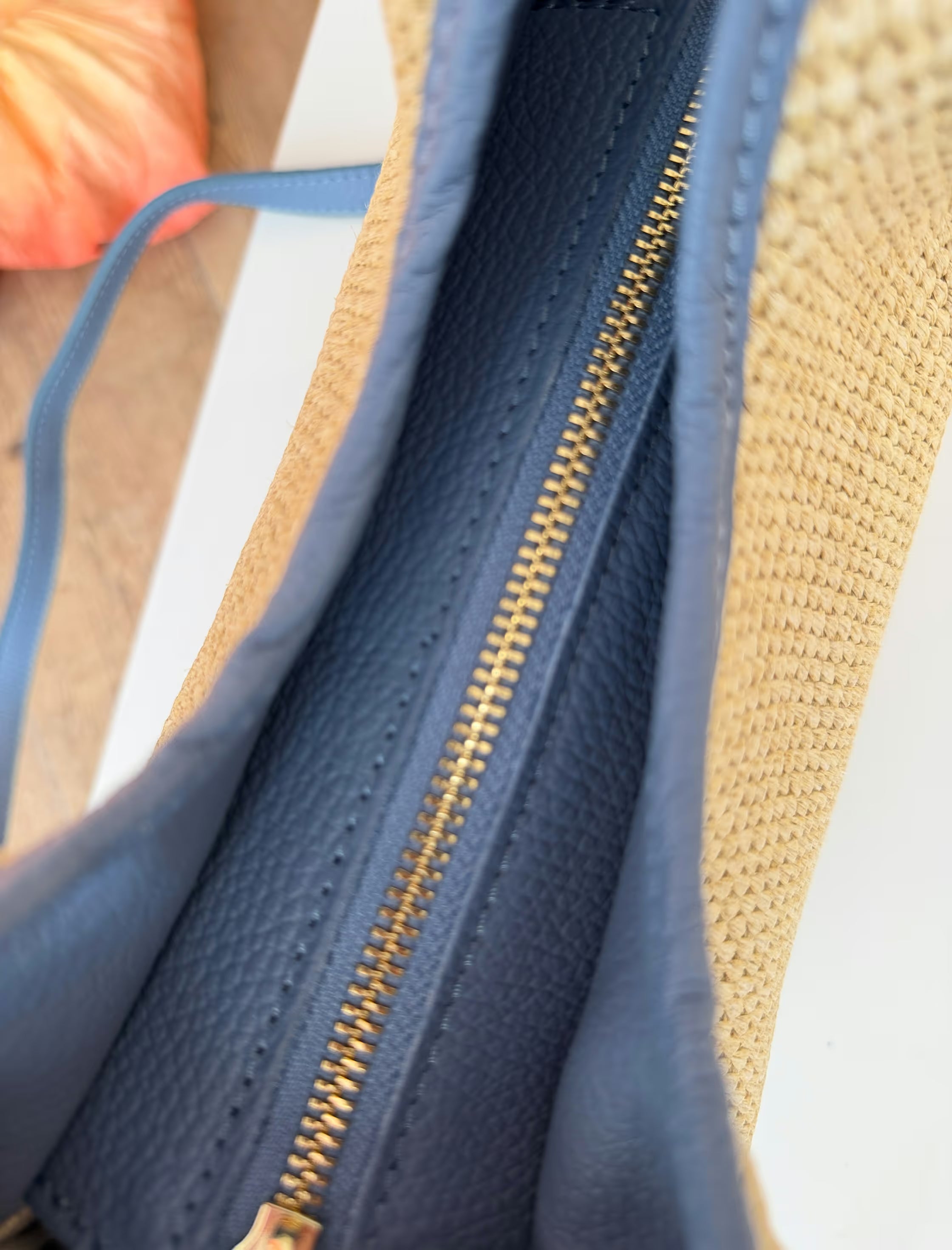 Bolso ideal Nuria rafia natural azulón