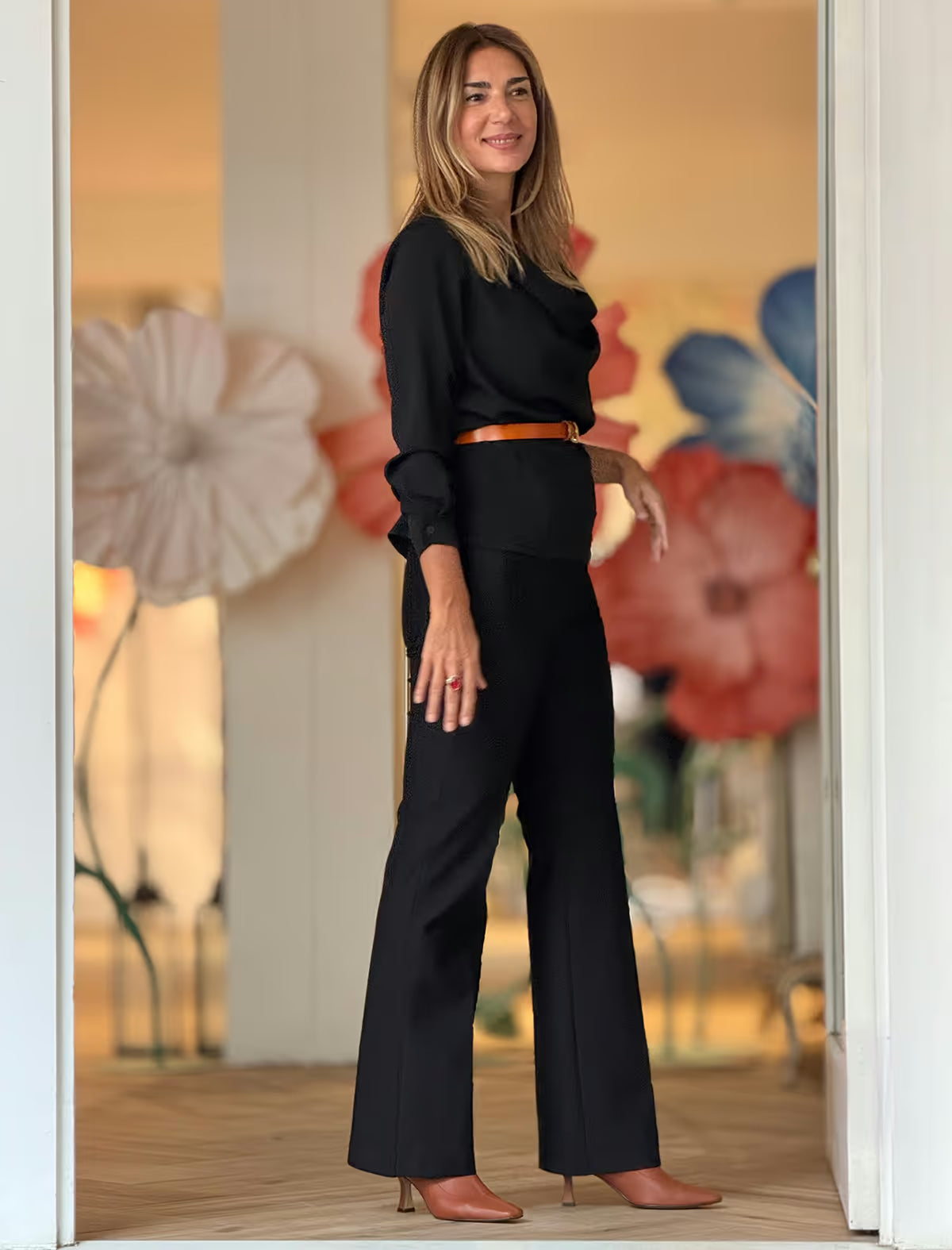 Camisa negra fluida fondo chic