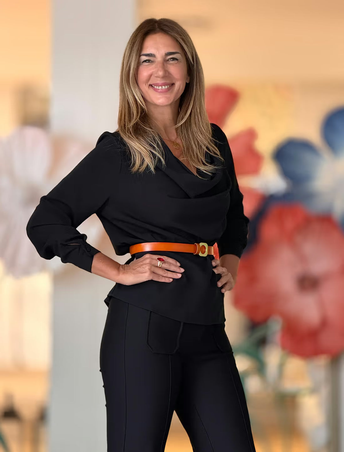Camisa negra fluida fondo chic