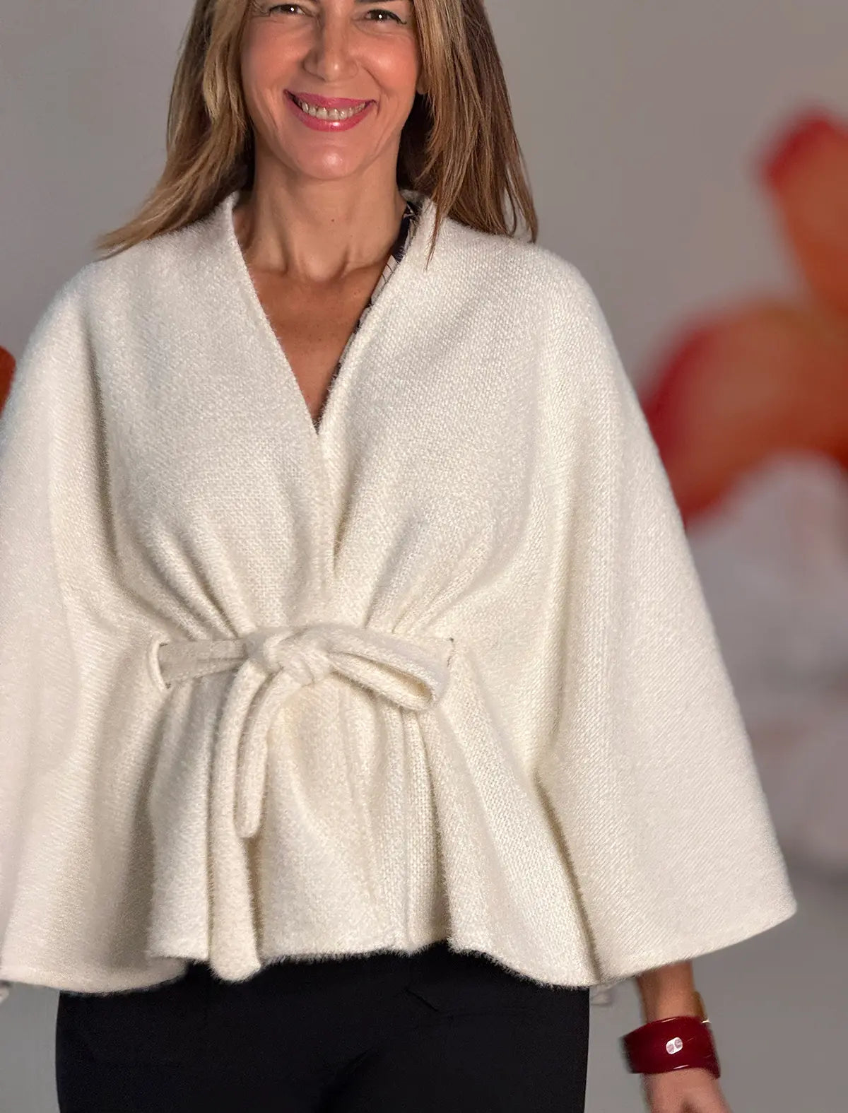 Capa con cinturón Beige clara