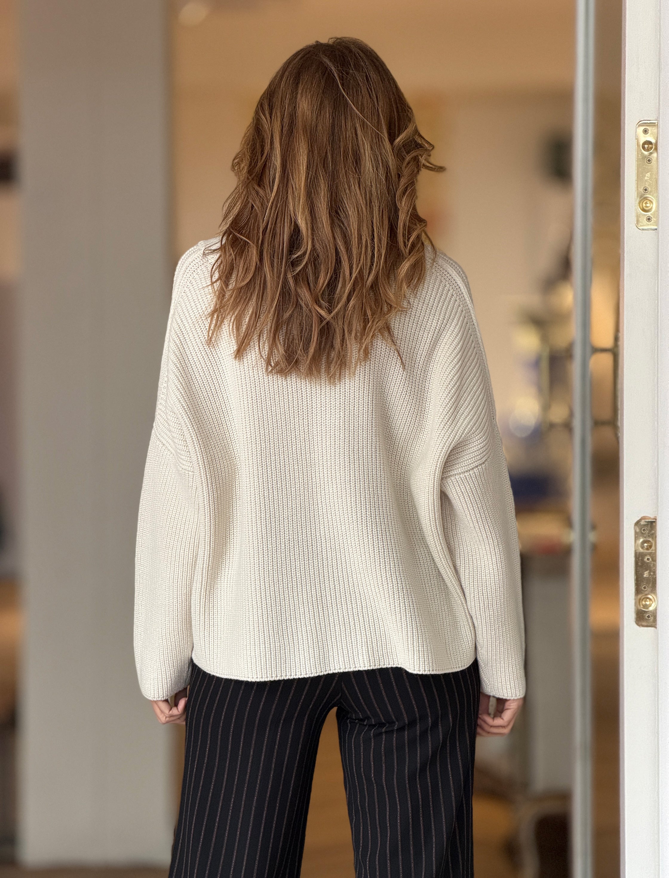 Soft ideal white trench coat