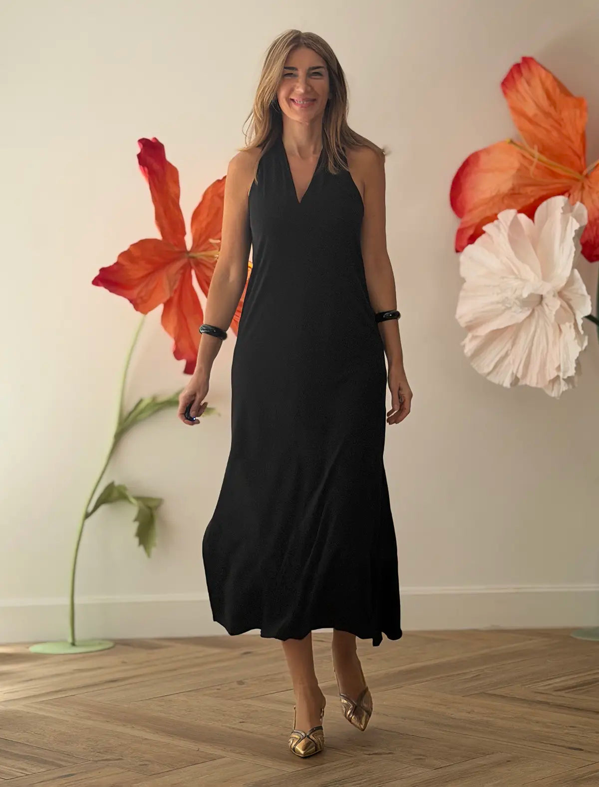 Vestido largo negro de punto maravilloso