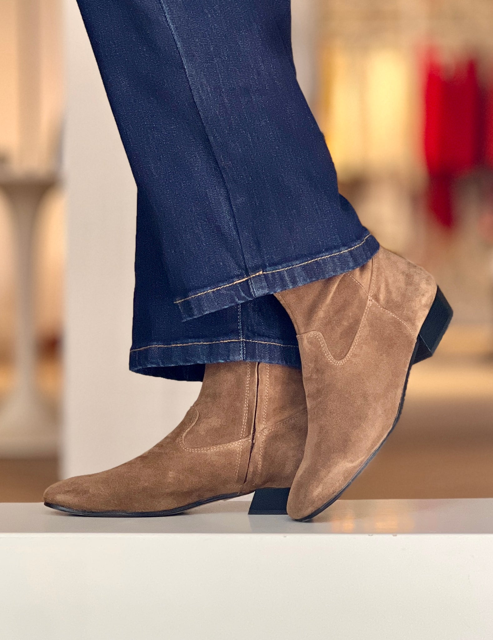 Botín plano chic avellana