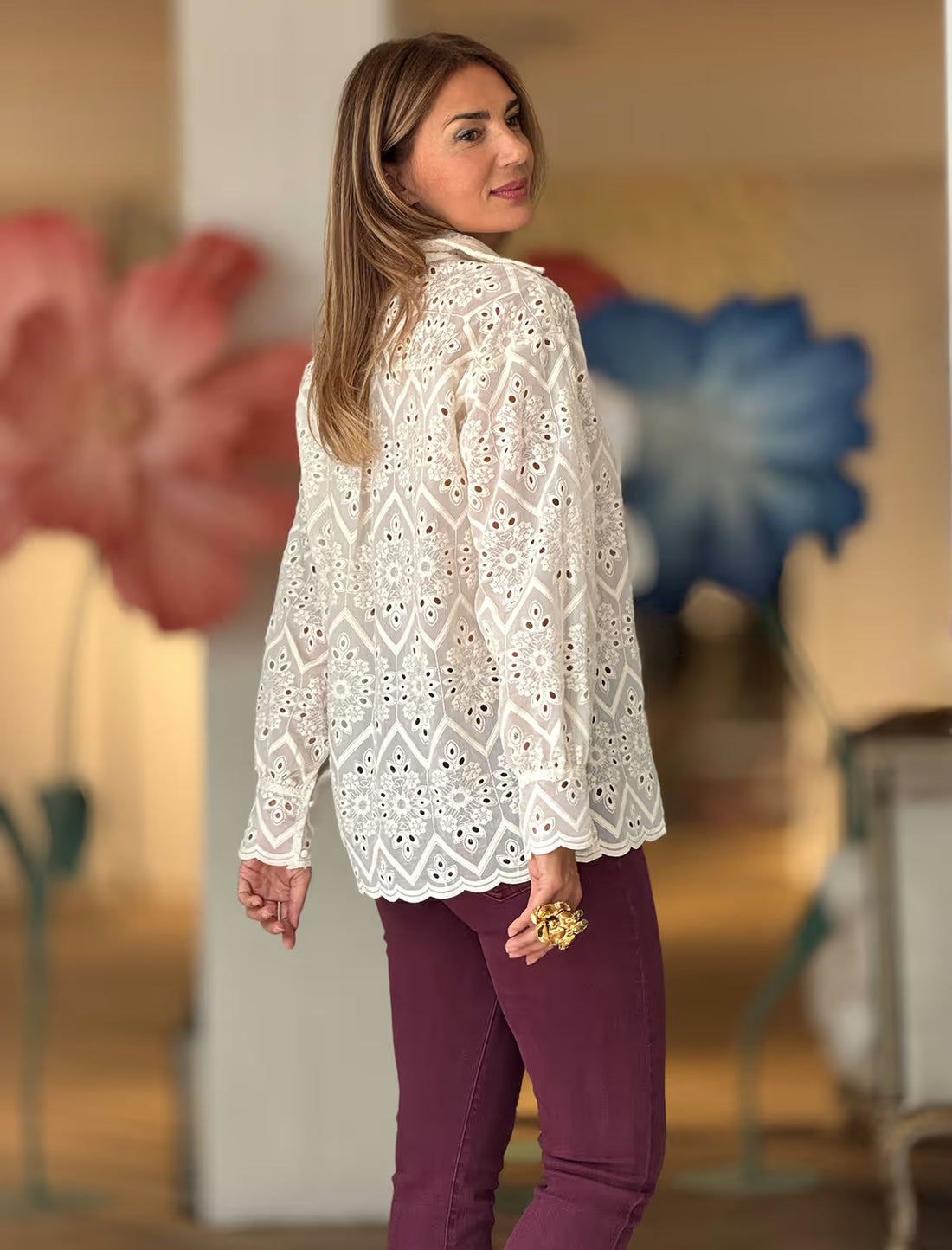 Camisa calada preciosa