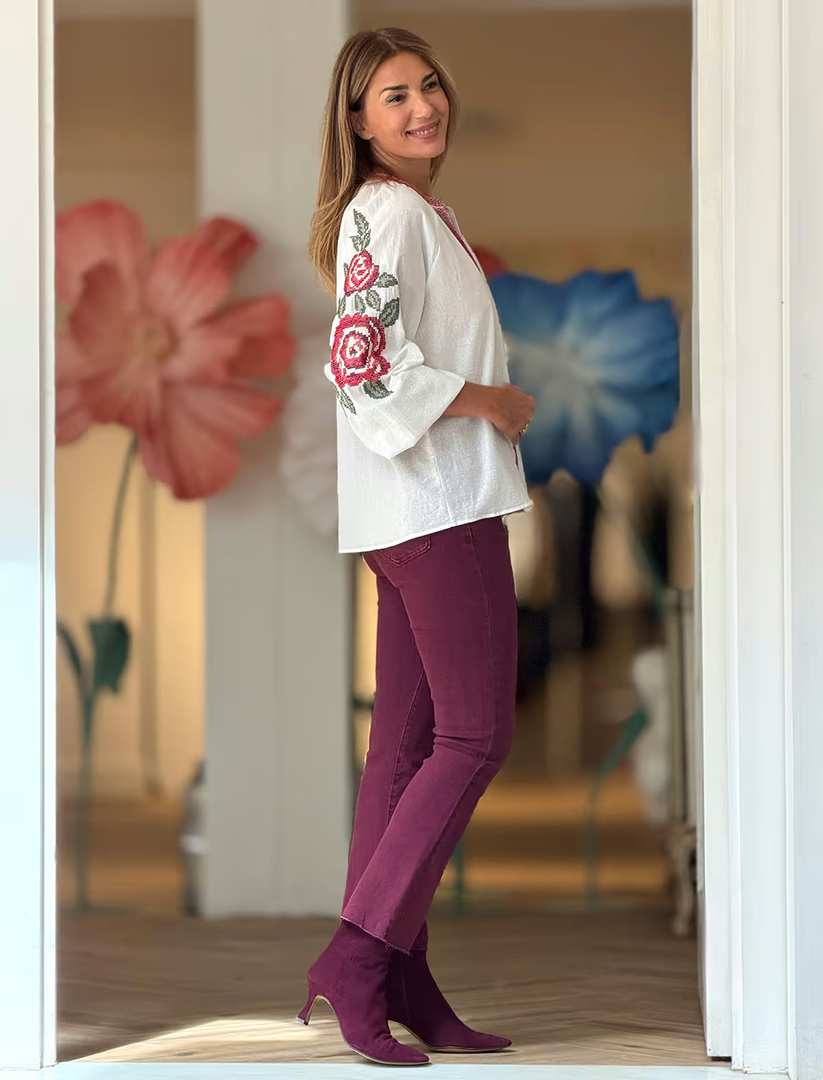 Camisa bordada flores petit point