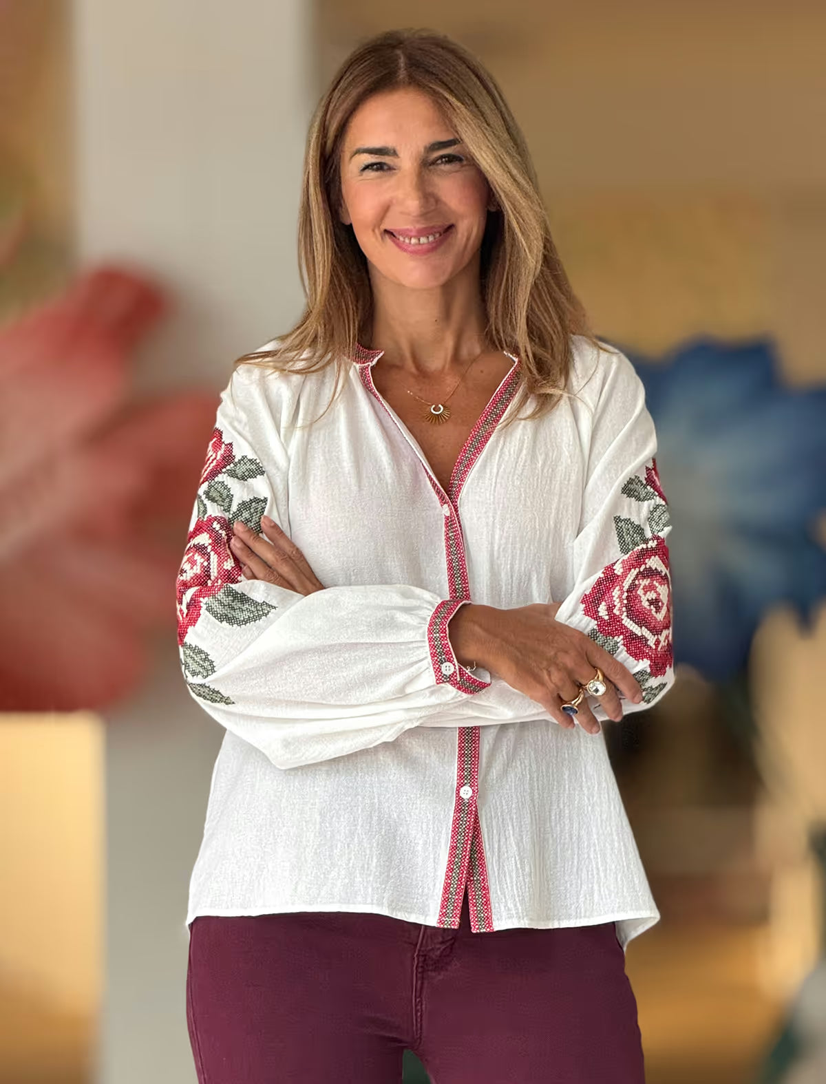 Camisa bordada flores petit point