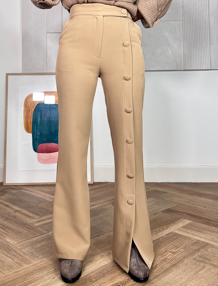 Pantalón más que ideal camel
