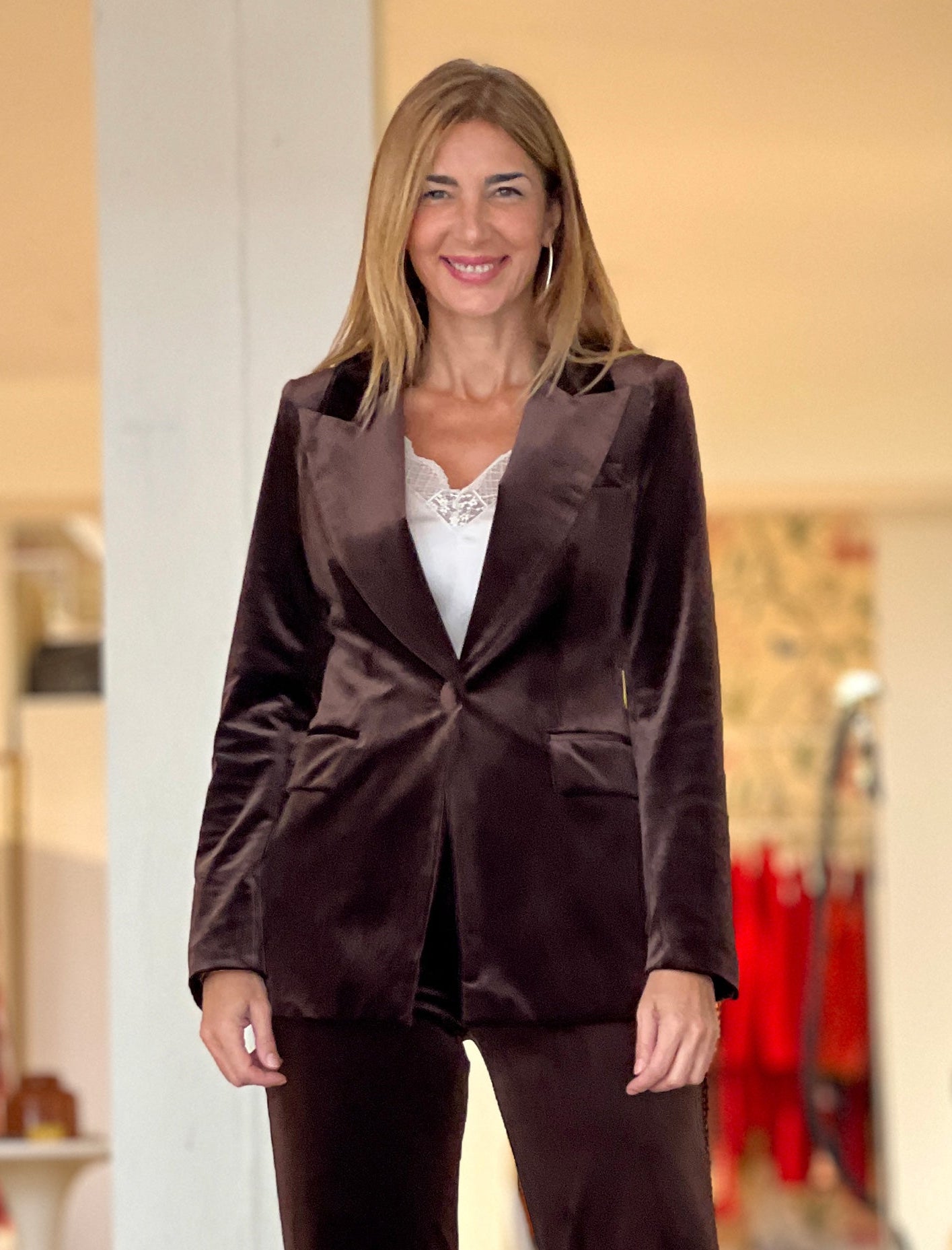 Chaqueta ideal de terciopelo chocolate