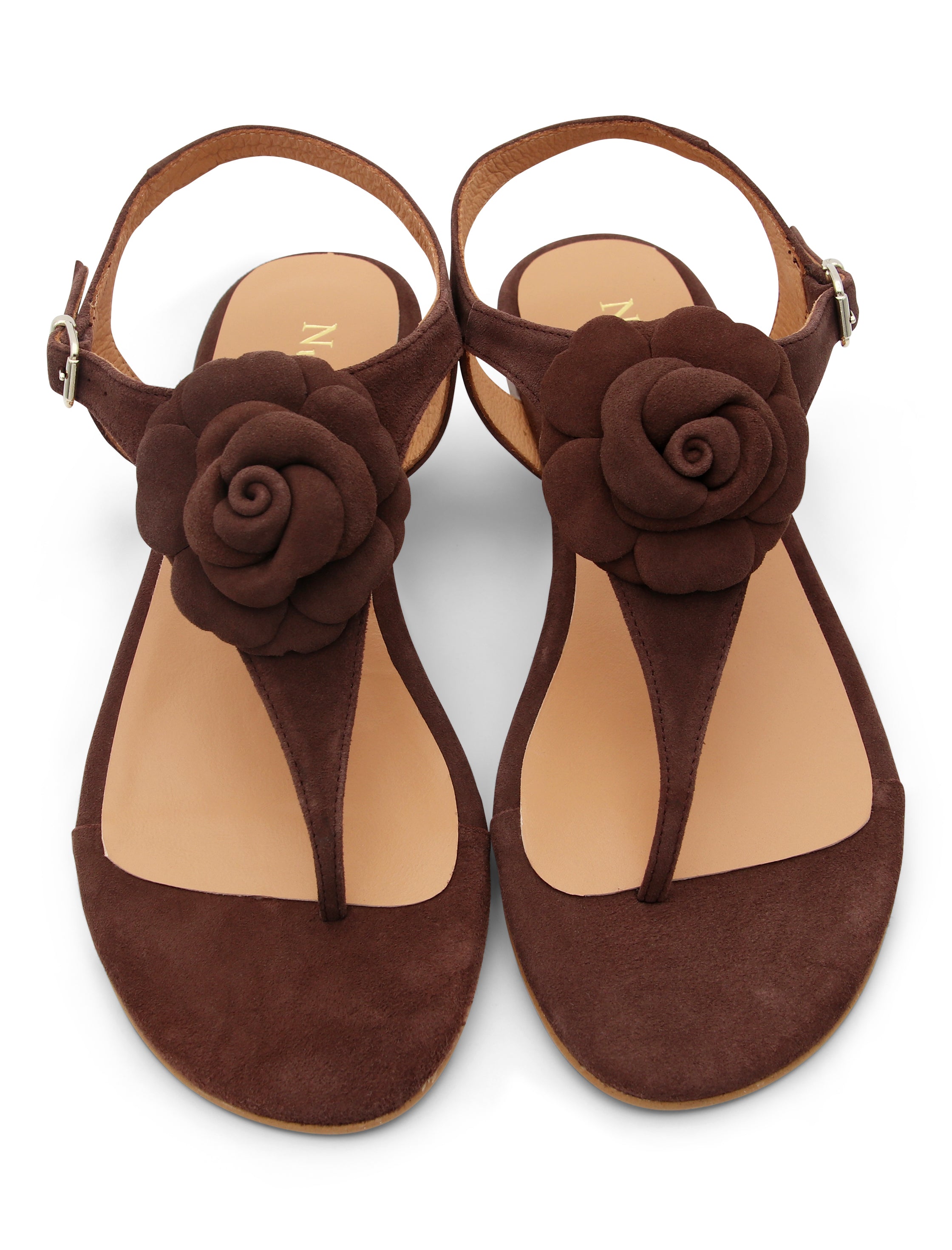 Sandalia con flor ideal chocolate