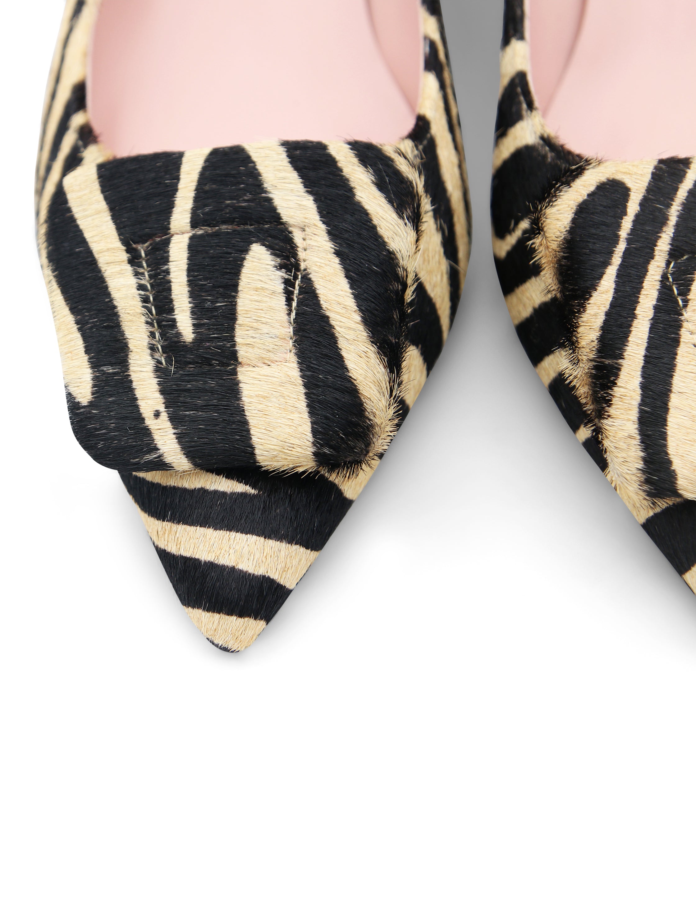 Stiletto chic animal print lines