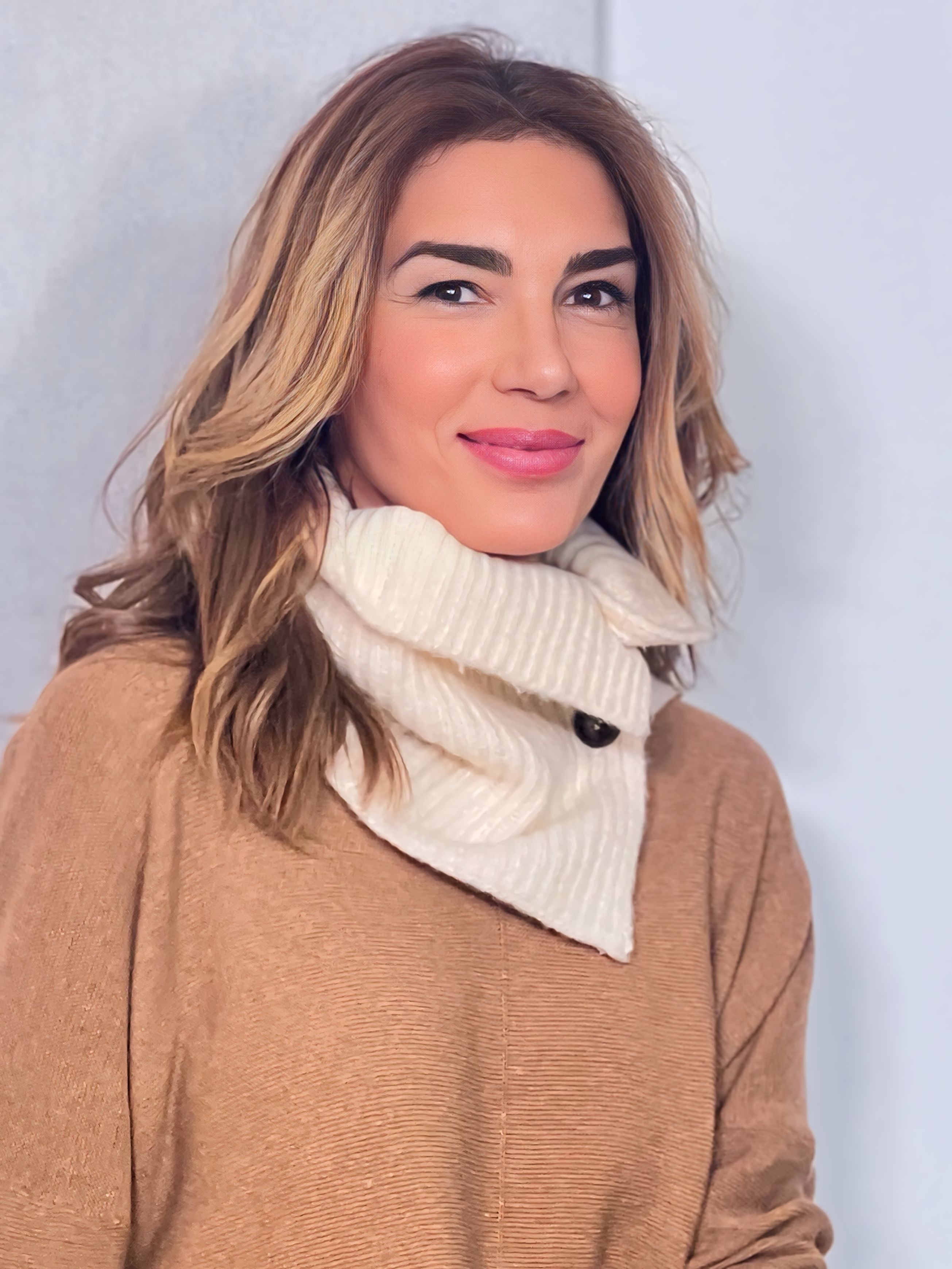 Cuello soft crema