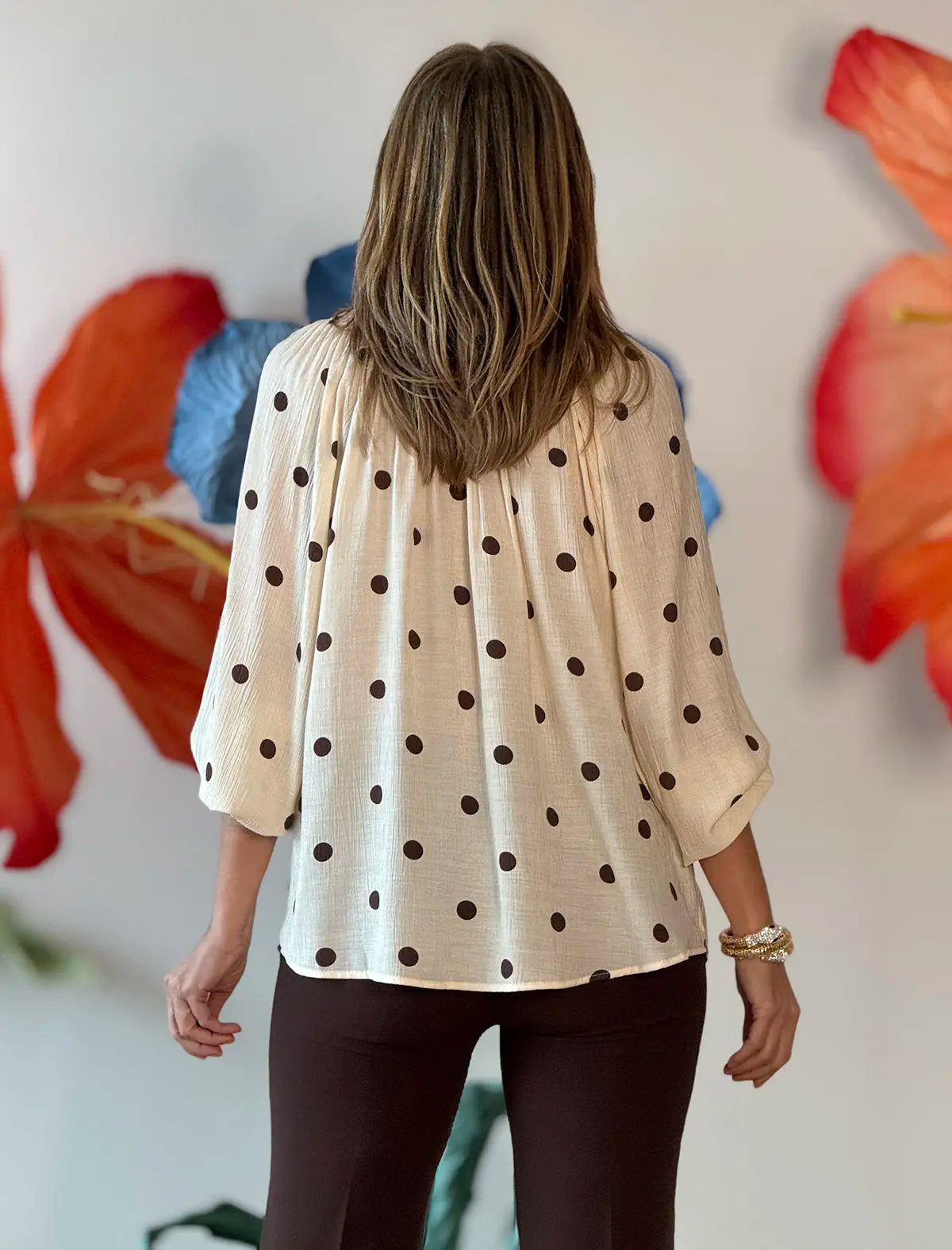 Camisa beige de lunares fluida
