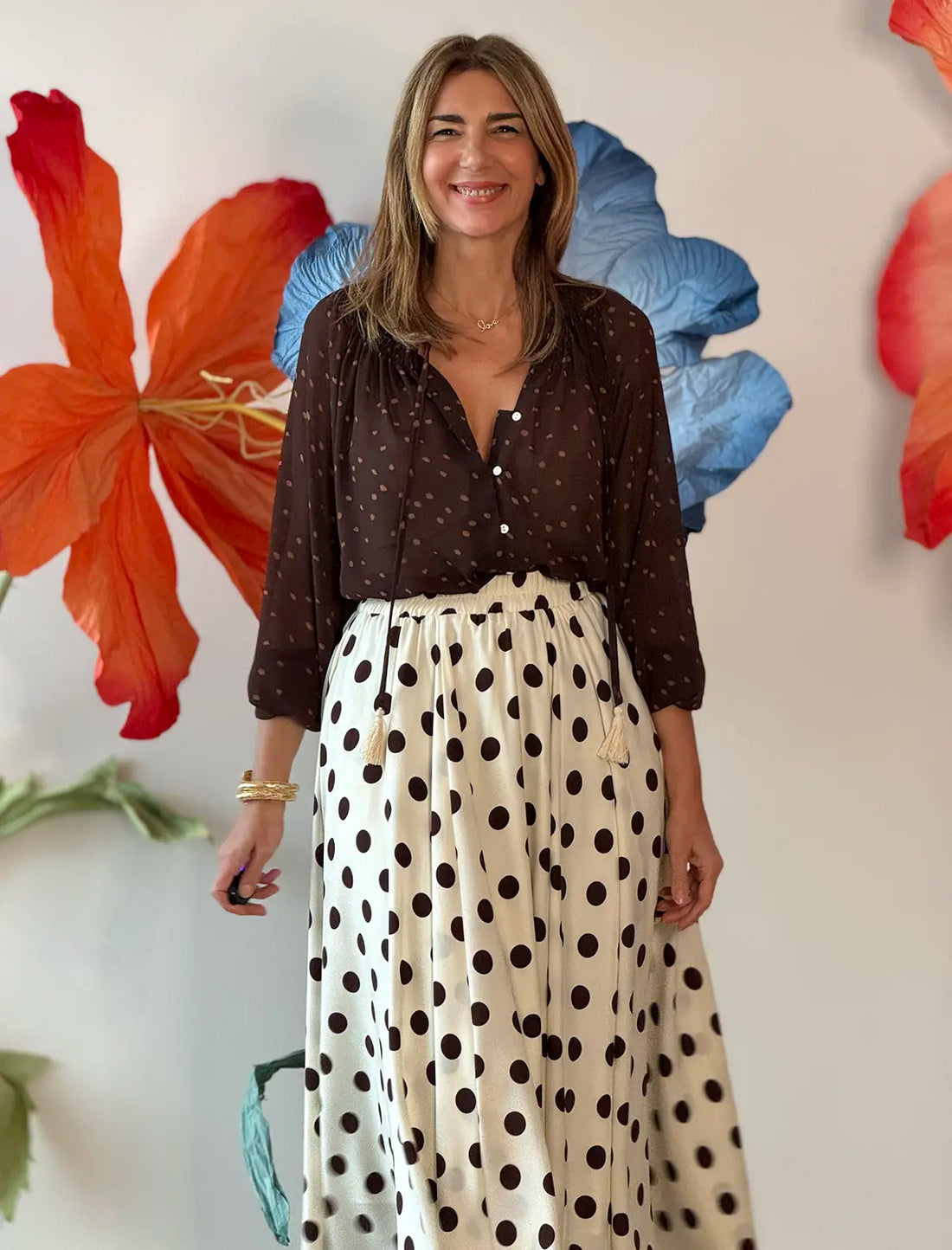 Falda de lunares marrones