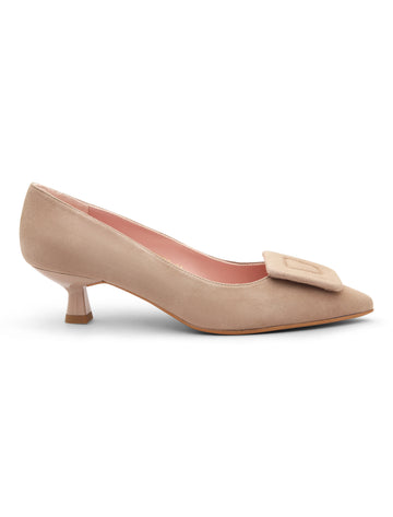 Stiletto chic camel