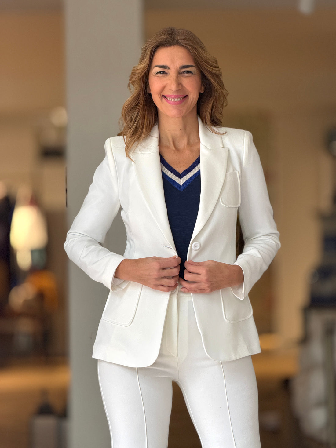 Chaqueta blanca de mujer Blazer Slim, corte entallado y favorecedor