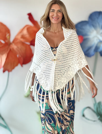 Mantón de crochet artesanal