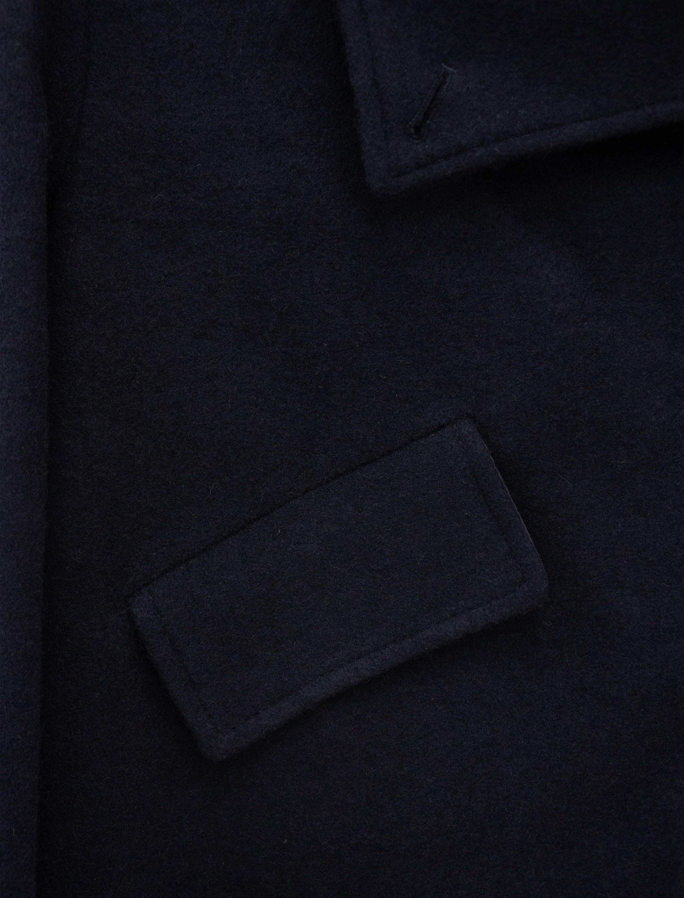 Chaqueta supersuave de botones negro