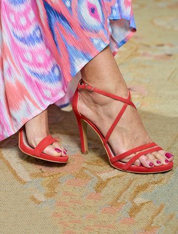 Chic coral cross sandal